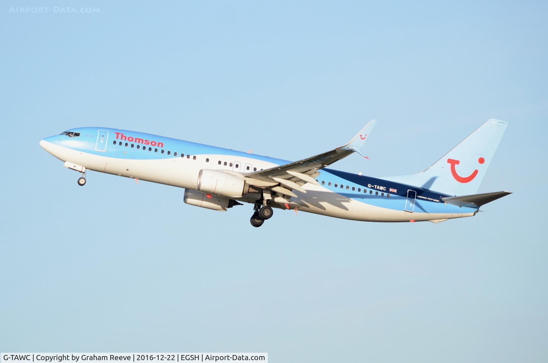 G-TAWC, 2012 Boeing 737-8K5 C/N 39922, Departing from Norwich.