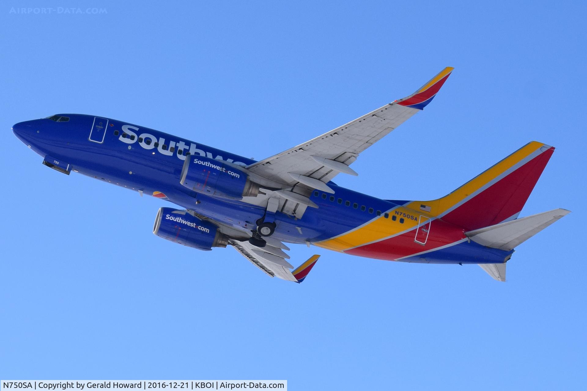 N750SA, 1999 Boeing 737-7H4 C/N 29802, Departing RWY 10L.