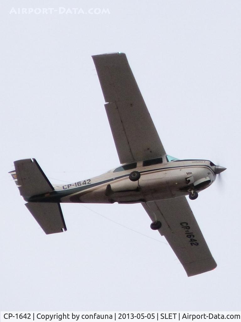 CP-1642, Cessna 210N Centurion C/N 21064093, Arriving to El Trompillo