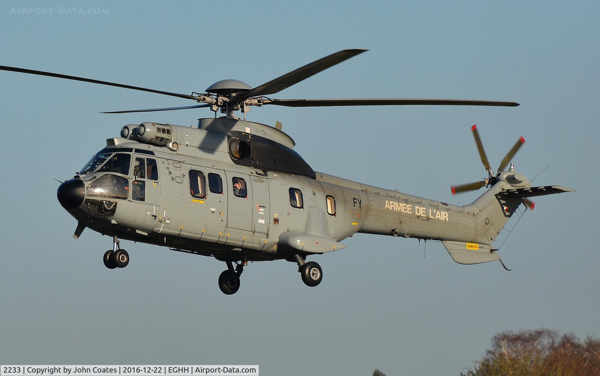 2233, Aérospatiale AS-332L-1 Super Puma C/N 2233, Finals to 08