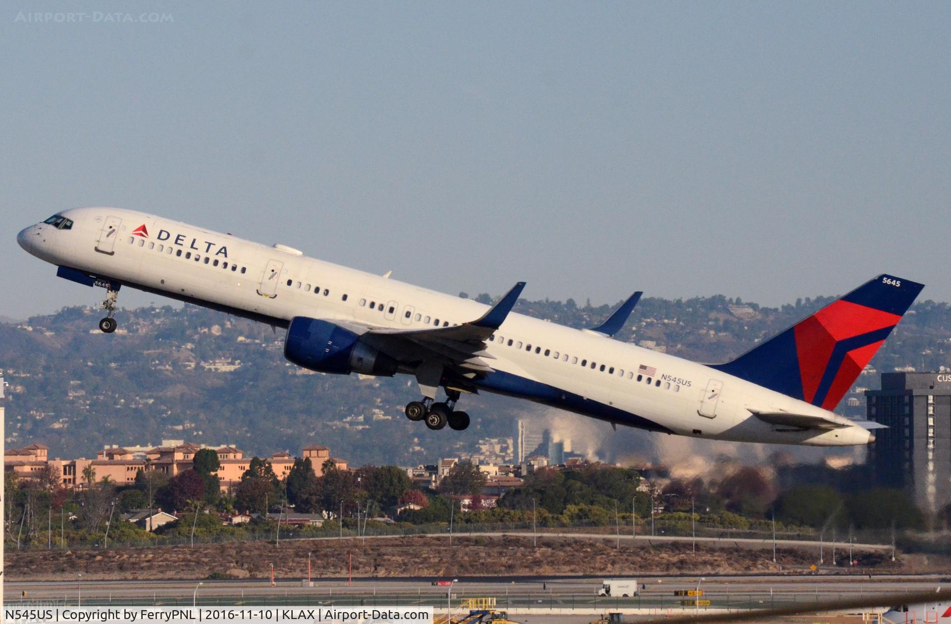 N545US, 1996 Boeing 757-251 C/N 26492, Delta B752