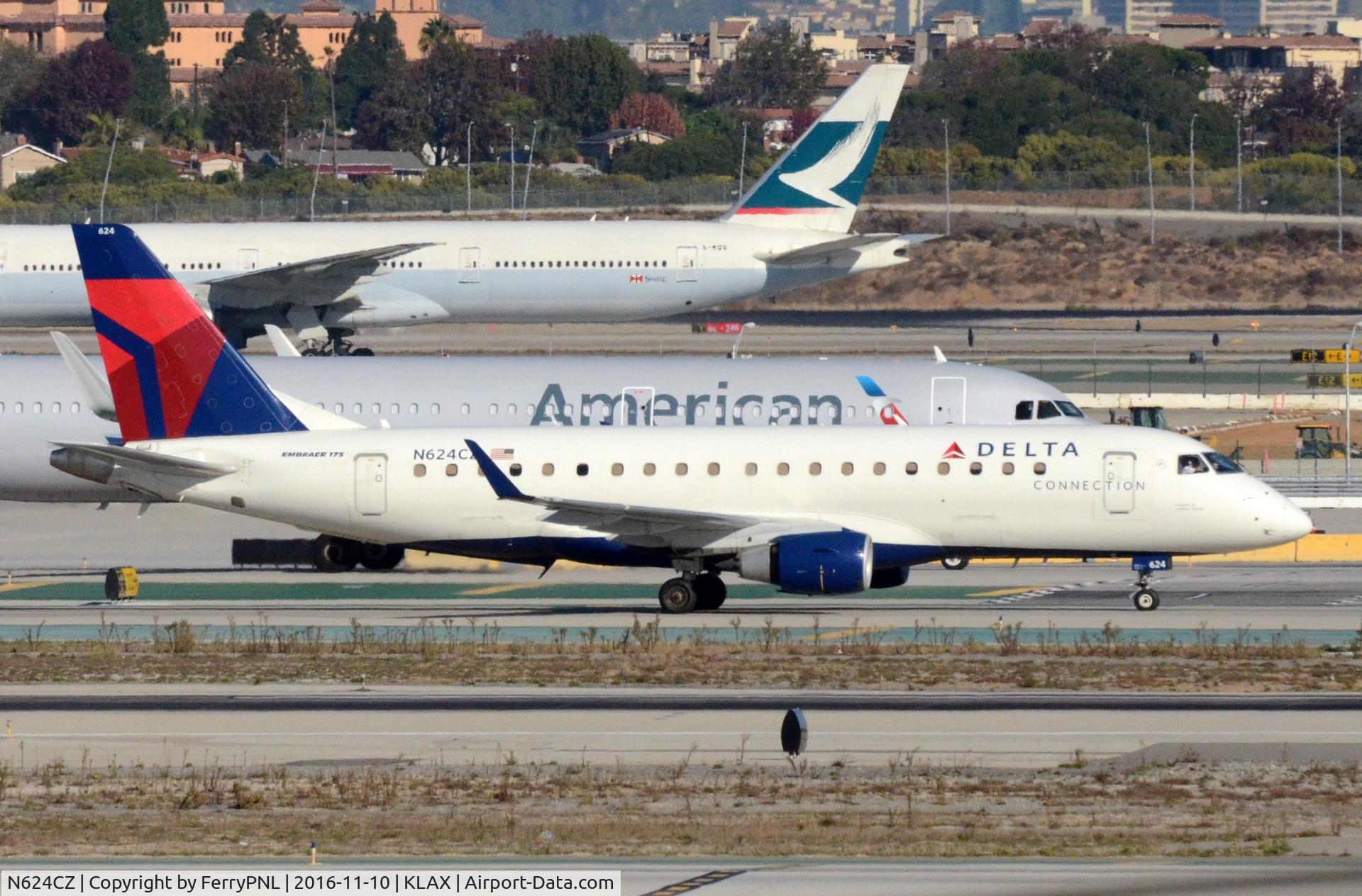N624CZ, 2008 Embraer 175LR (ERJ-170-200LR) C/N 17000222, Delta Connection ERJ175