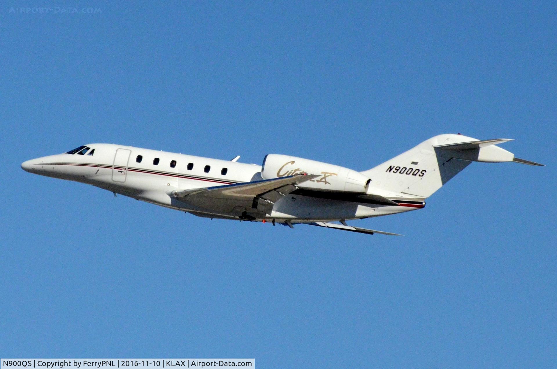 N900QS, 2000 Cessna 750 Citation X Citation X C/N 750-0123, Netjets Ce750 departing