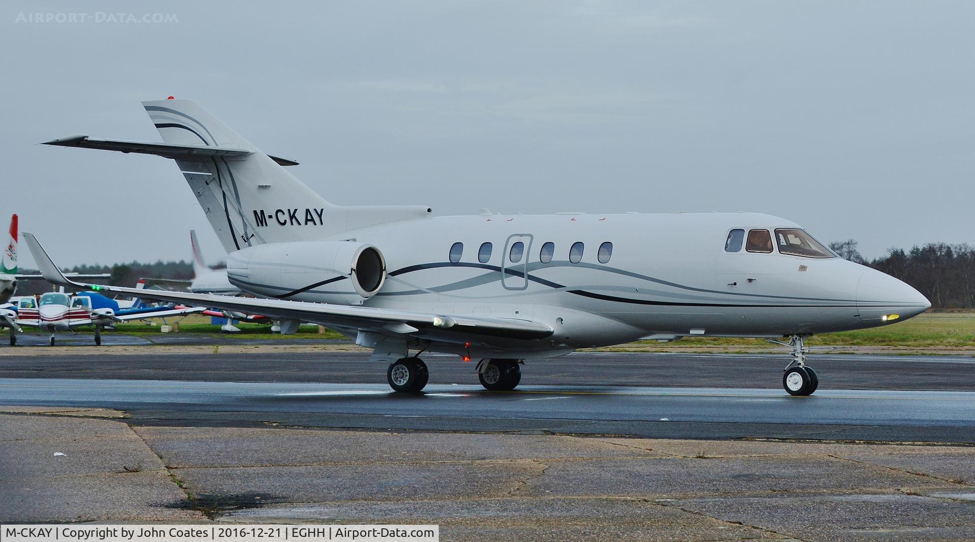 M-CKAY, 2009 Hawker Beechcraft 900XP C/N HA-0140, Departing Jetworks