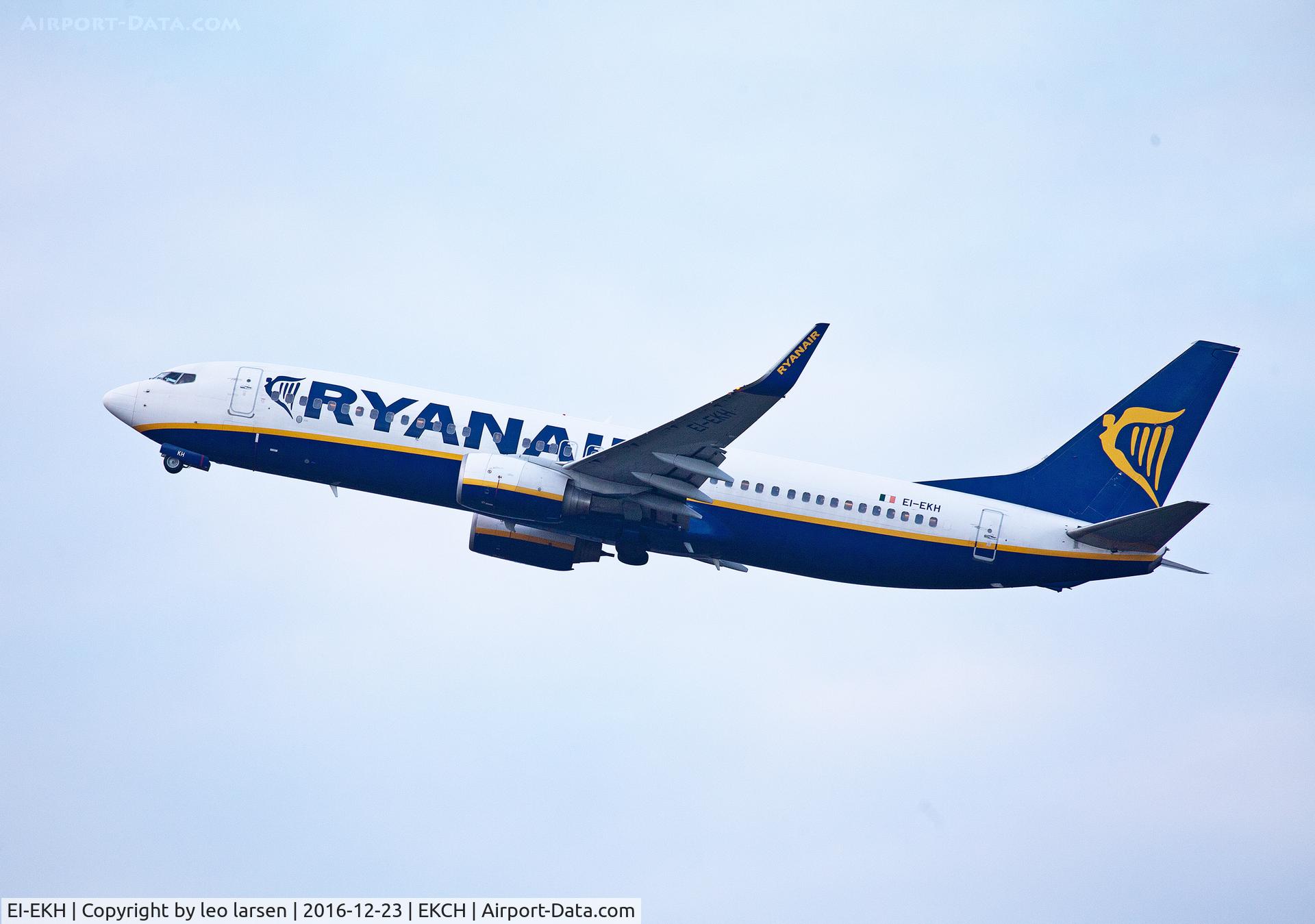 EI-EKH, 2010 Boeing 737-8AS C/N 38493, Copenhagen 23.12.16