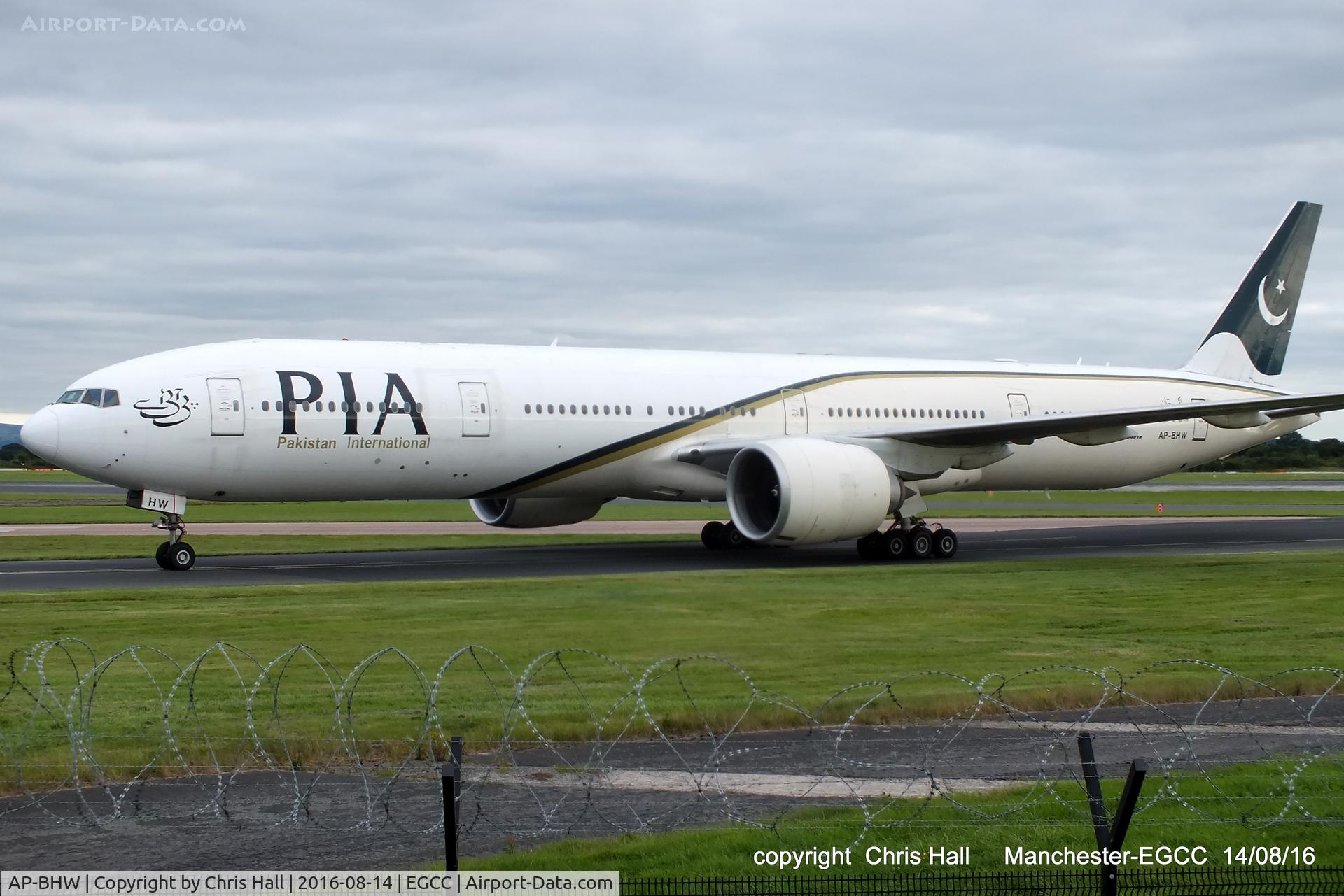 AP-BHW, 2007 Boeing 777-340/ER C/N 33779, PIA - Pakistan International Airlines