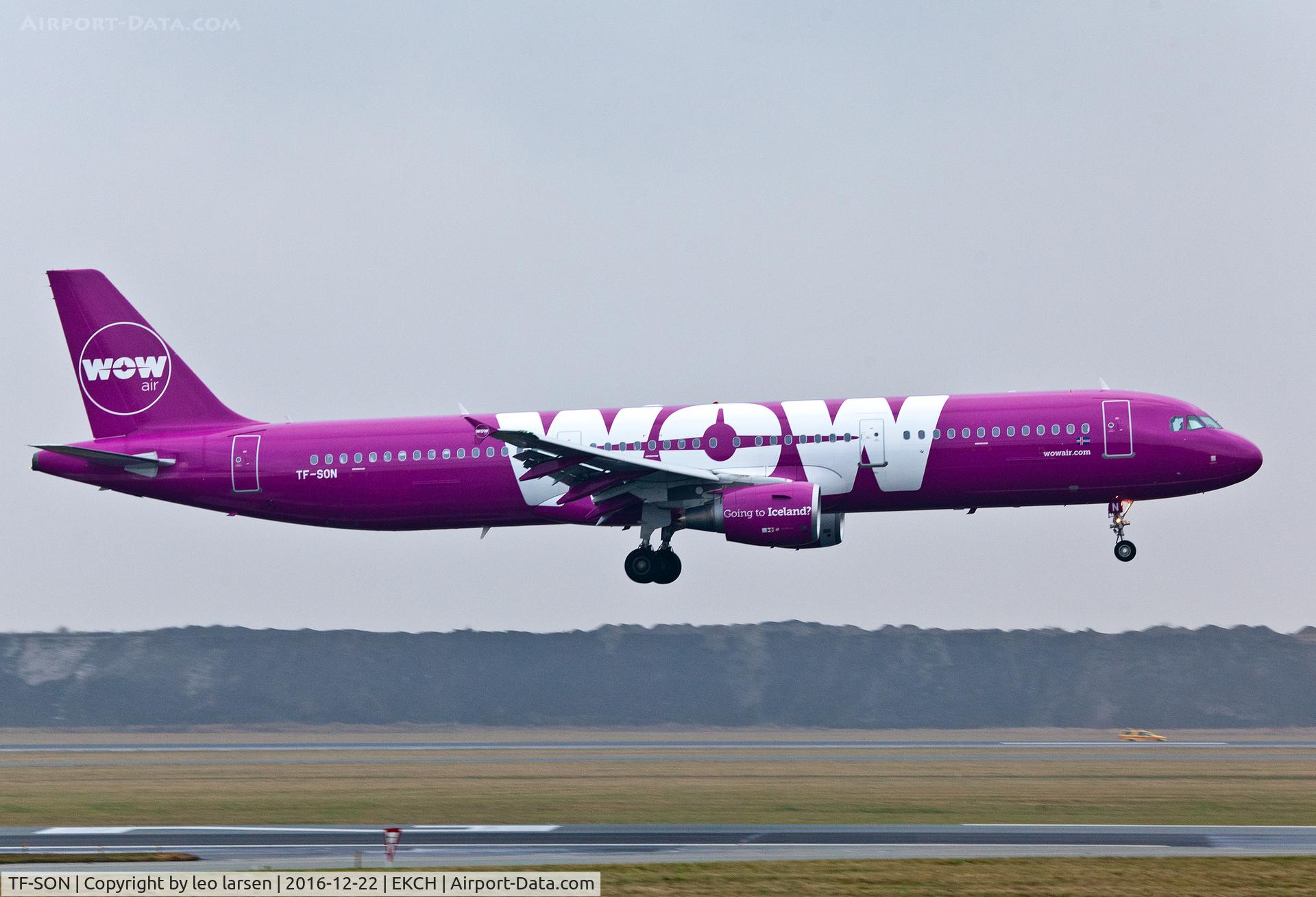 TF-SON, 2013 Airbus A321-211 C/N 5733, Copenhagen 22.12.16 landing on R-22R