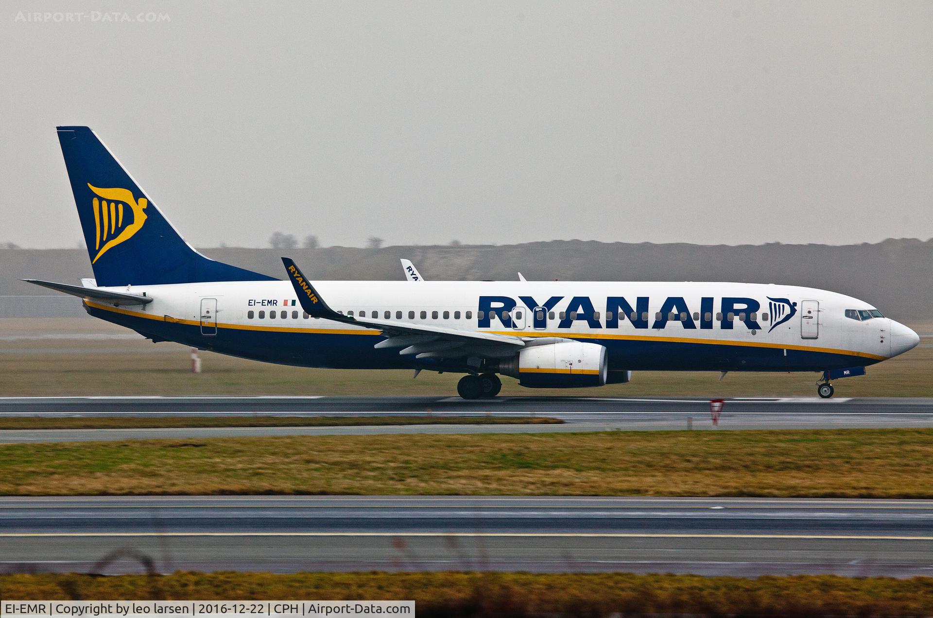 EI-EMR, 2010 Boeing 737-8AS C/N 40284, Copenhagen 22.12.16