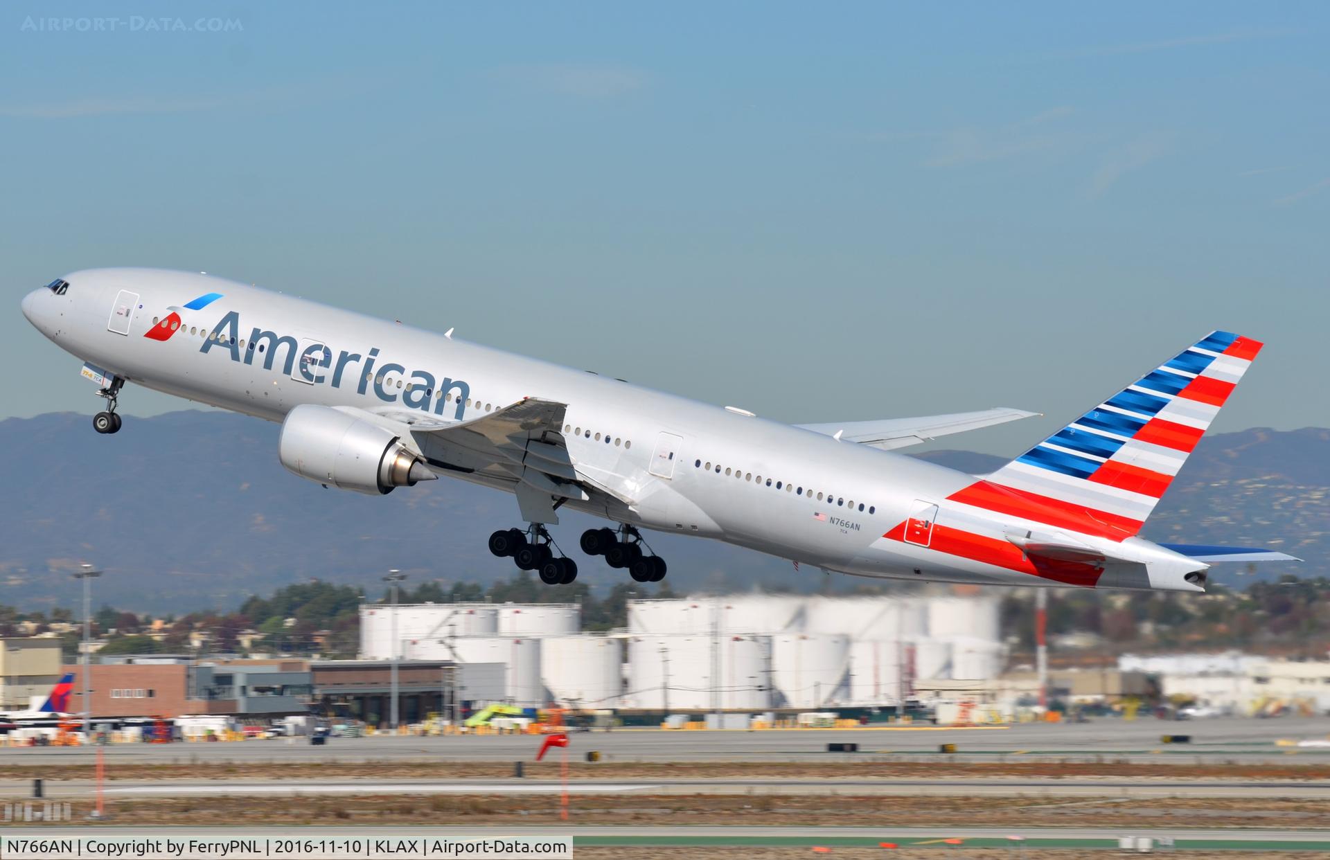 N766AN, 2003 Boeing 777-223/ER C/N 32880, AA B772 lift-off