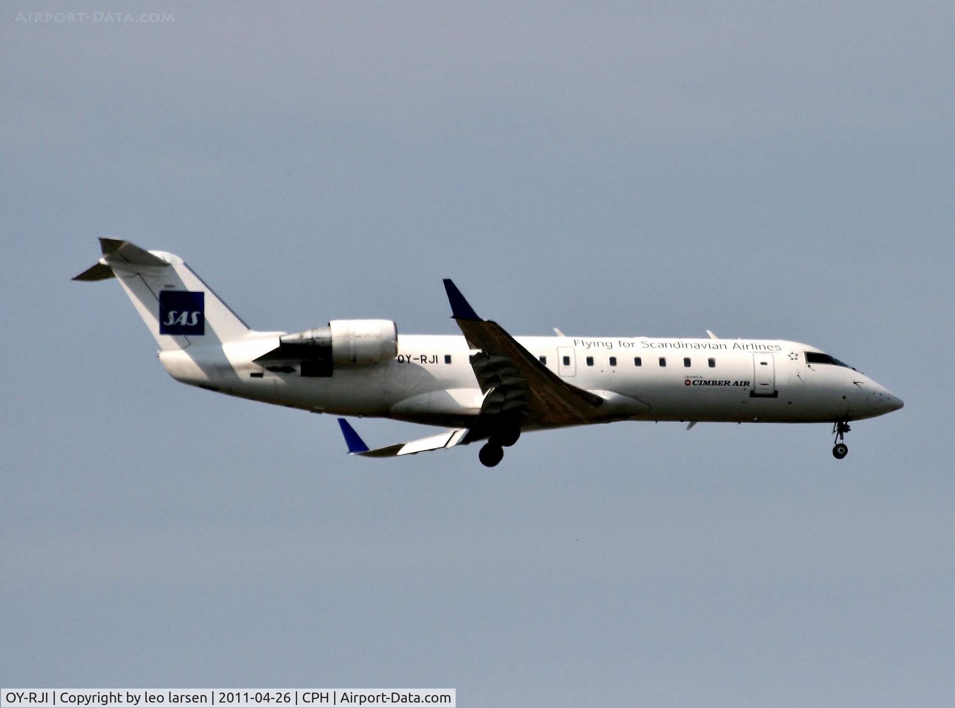 OY-RJI, 1995 Canadair CRJ-100LR (CL-600-2B19) C/N 7093, Copenhagen 26.4.111