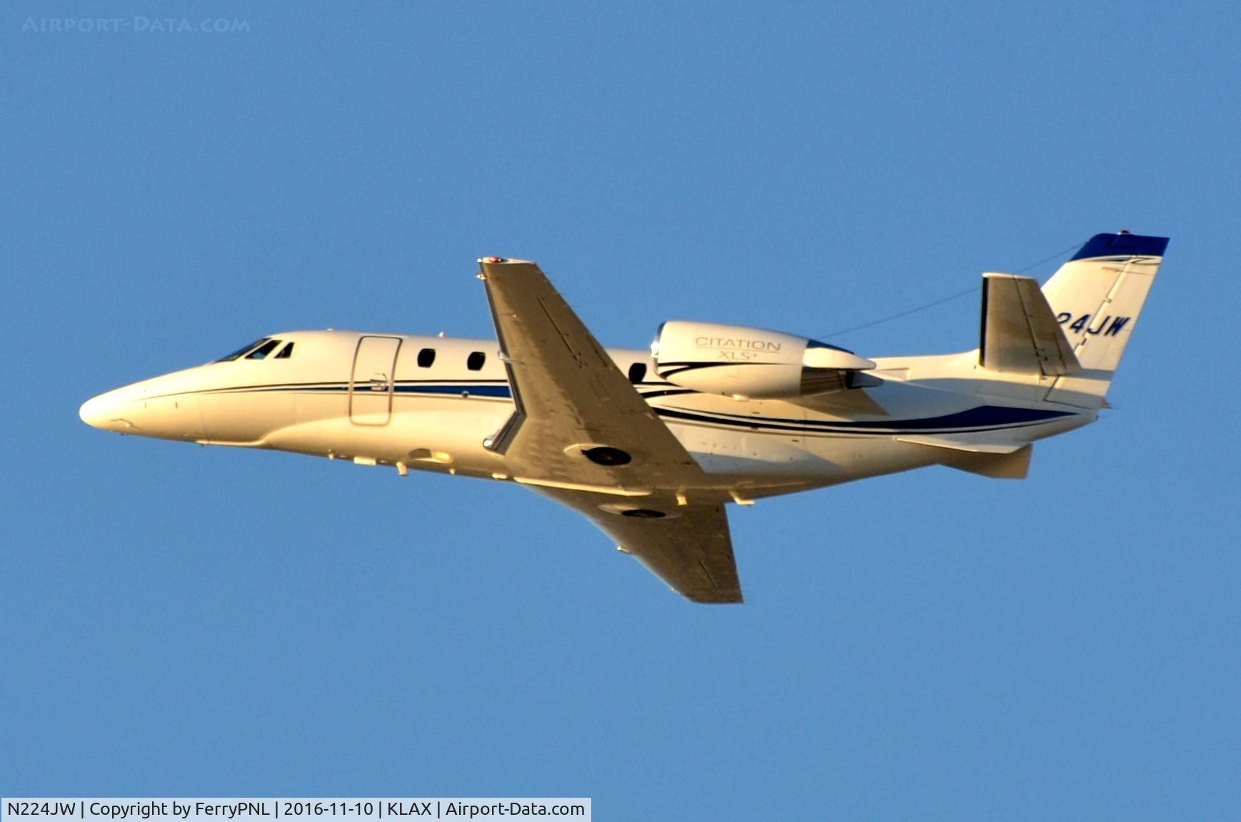N224JW, 2012 Cessna 560XLS+ C/N 560-6120, Citation XLS departing.