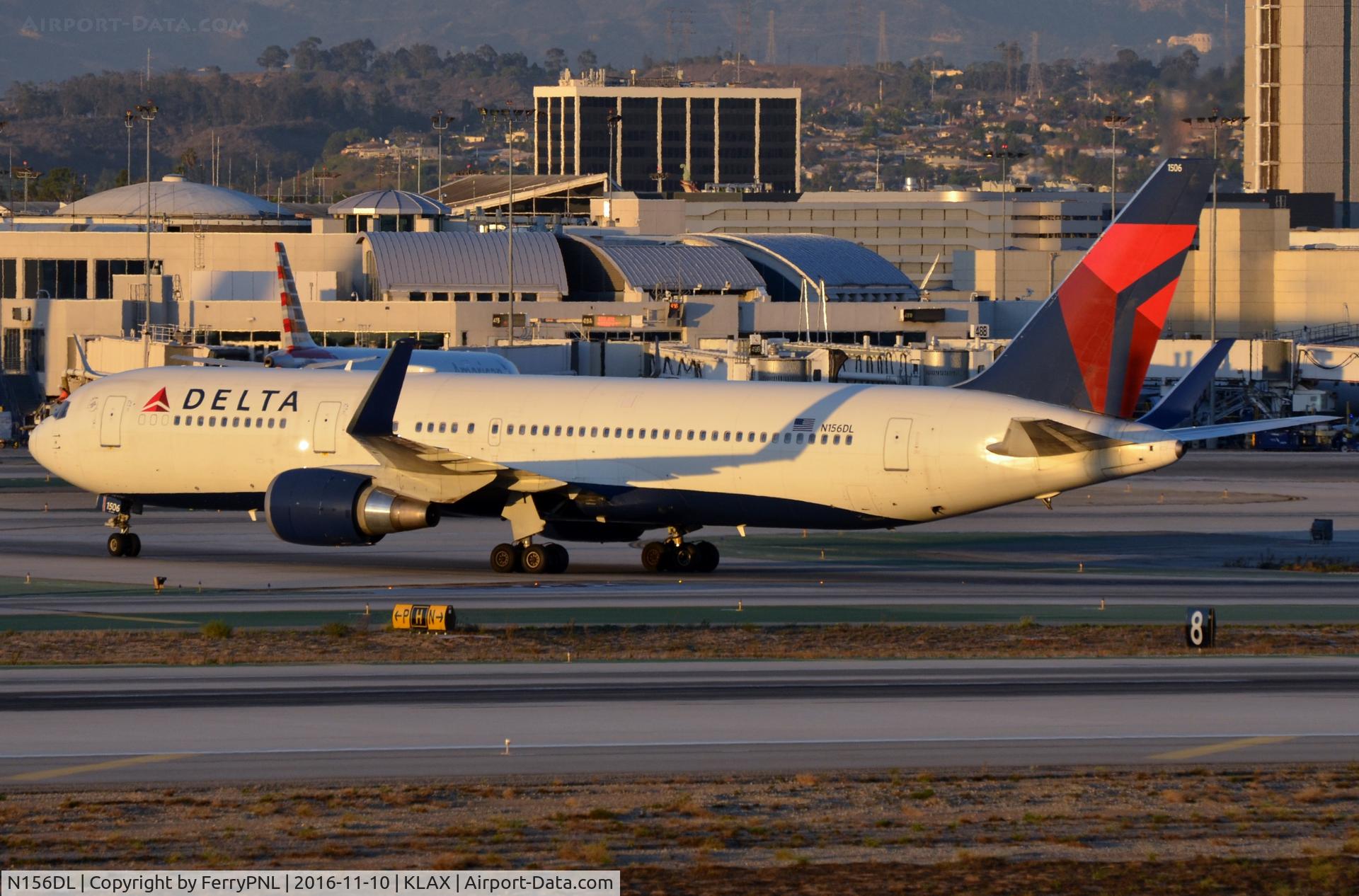 N156DL, 1991 Boeing 767-3P6 C/N 25354, Delta B763