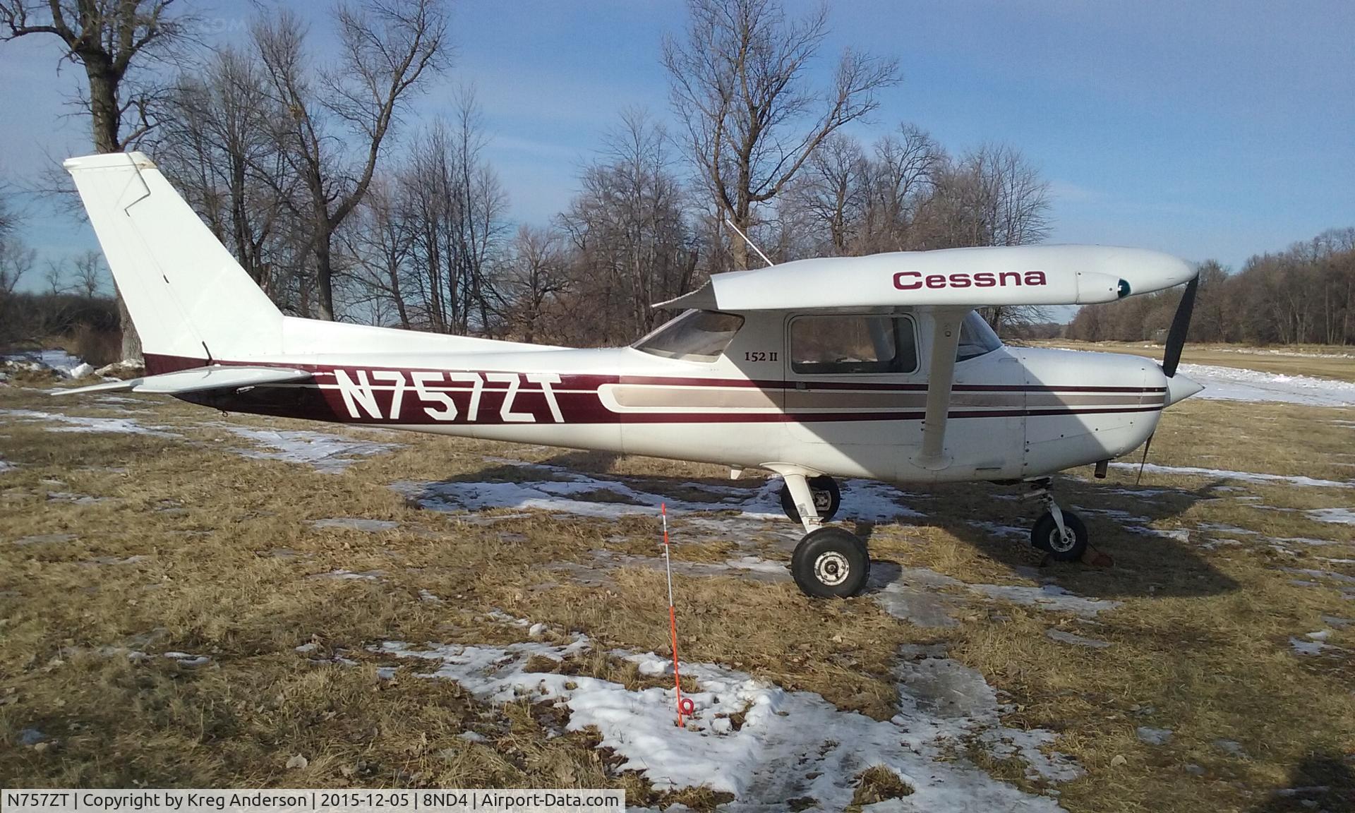 N757ZT, 1977 Cessna 152 C/N 15280140, Cessna 152 sitting in Manvel, ND.
