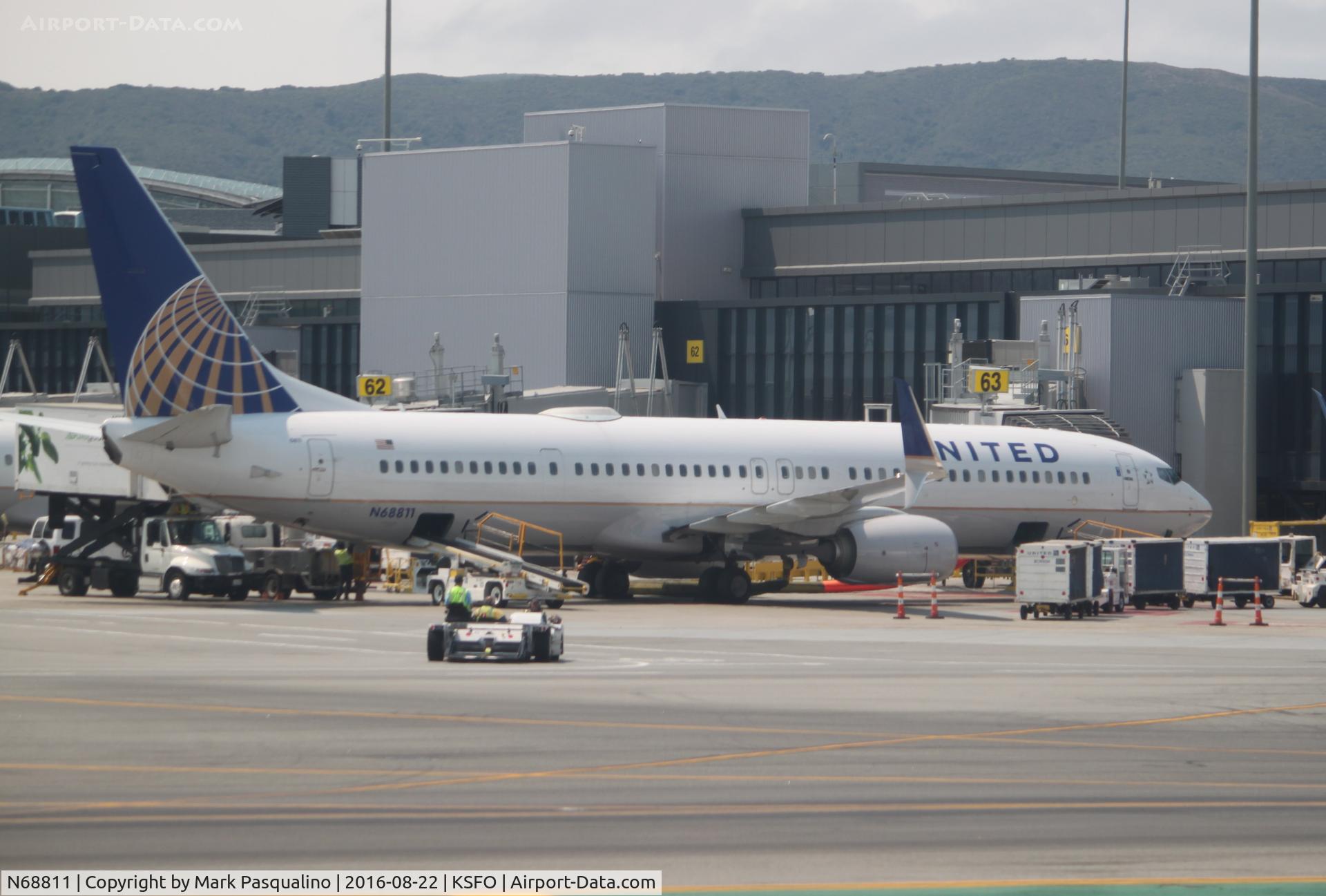 N68811, 2013 Boeing 737-924/ER C/N 42175, Boeing 737-900ER