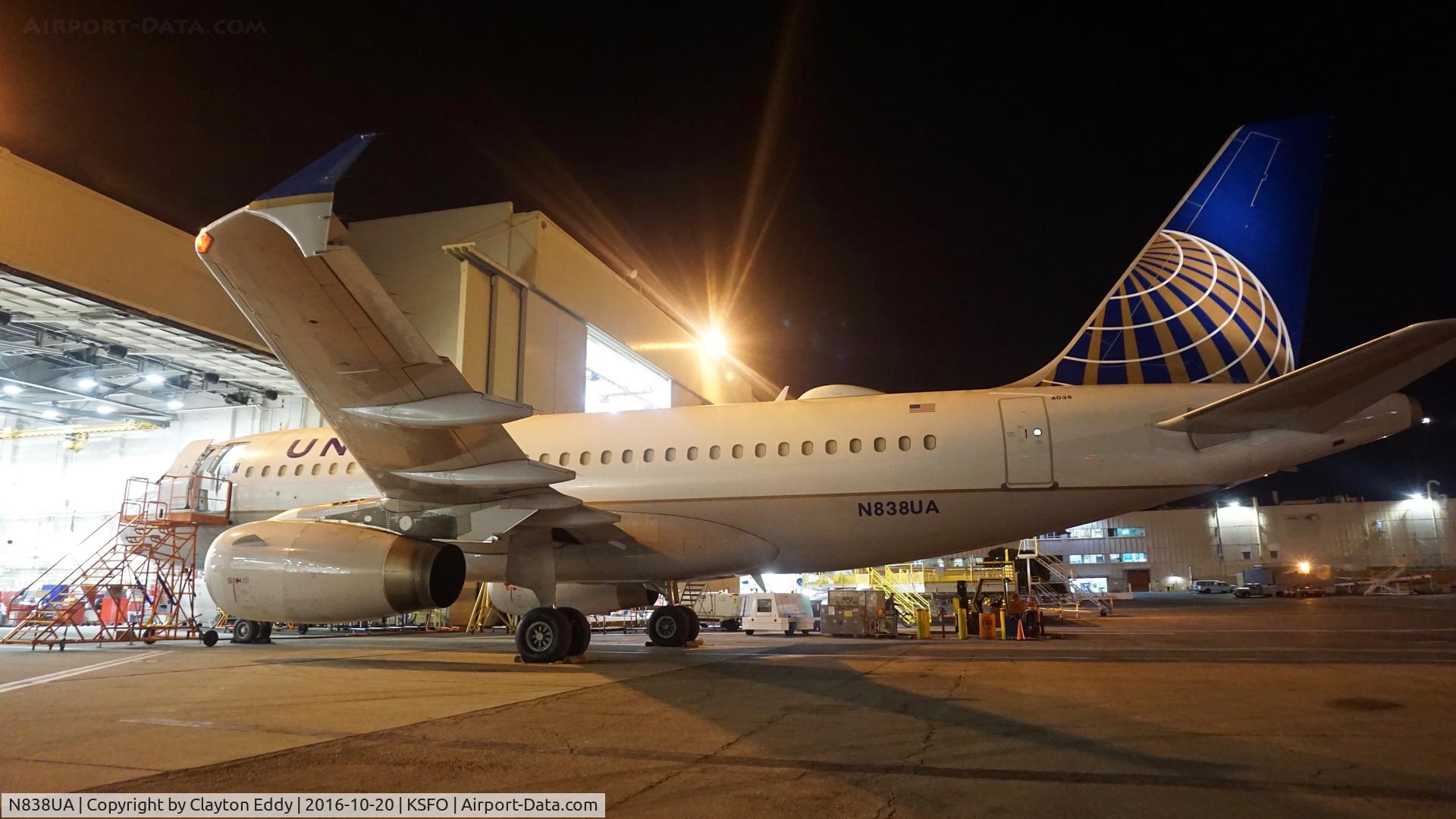 N838UA, 2001 Airbus A319-131 C/N 1477, SFO 2016