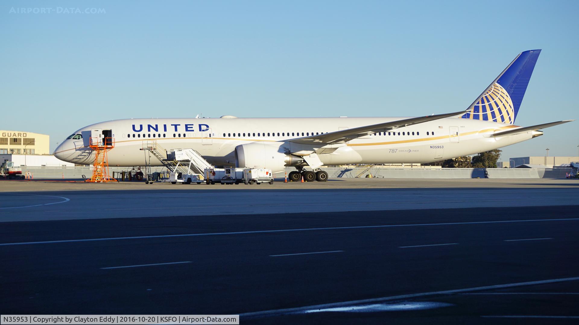 N35953, 2015 Boeing 787-9 Dreamliner C/N 36404, SFO 2016