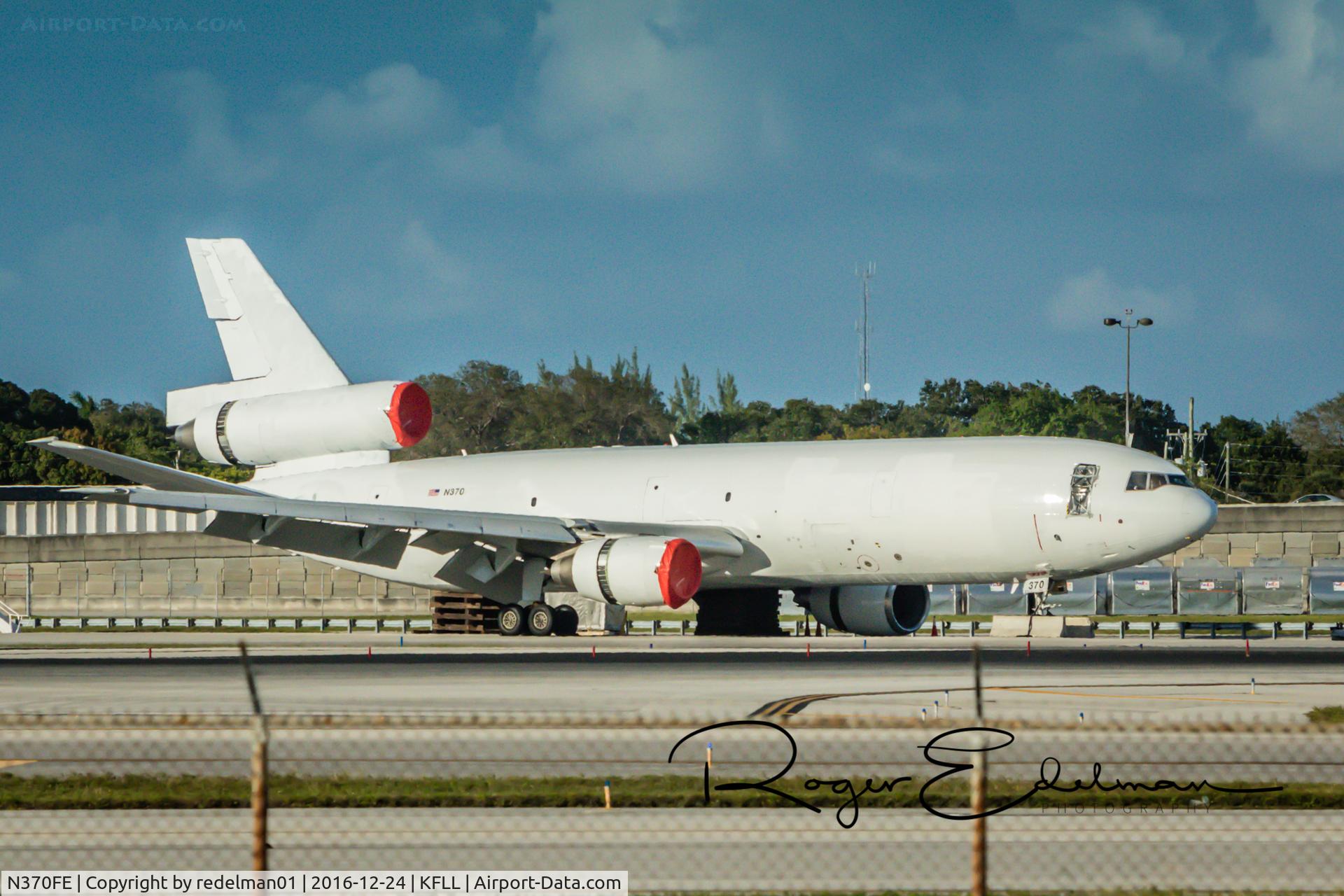 N370FE, 1972 McDonnell Douglas MD-10-10F C/N 46608, Taken @ FLL after fire/crash.  FedEx colors removed shortly after crash.