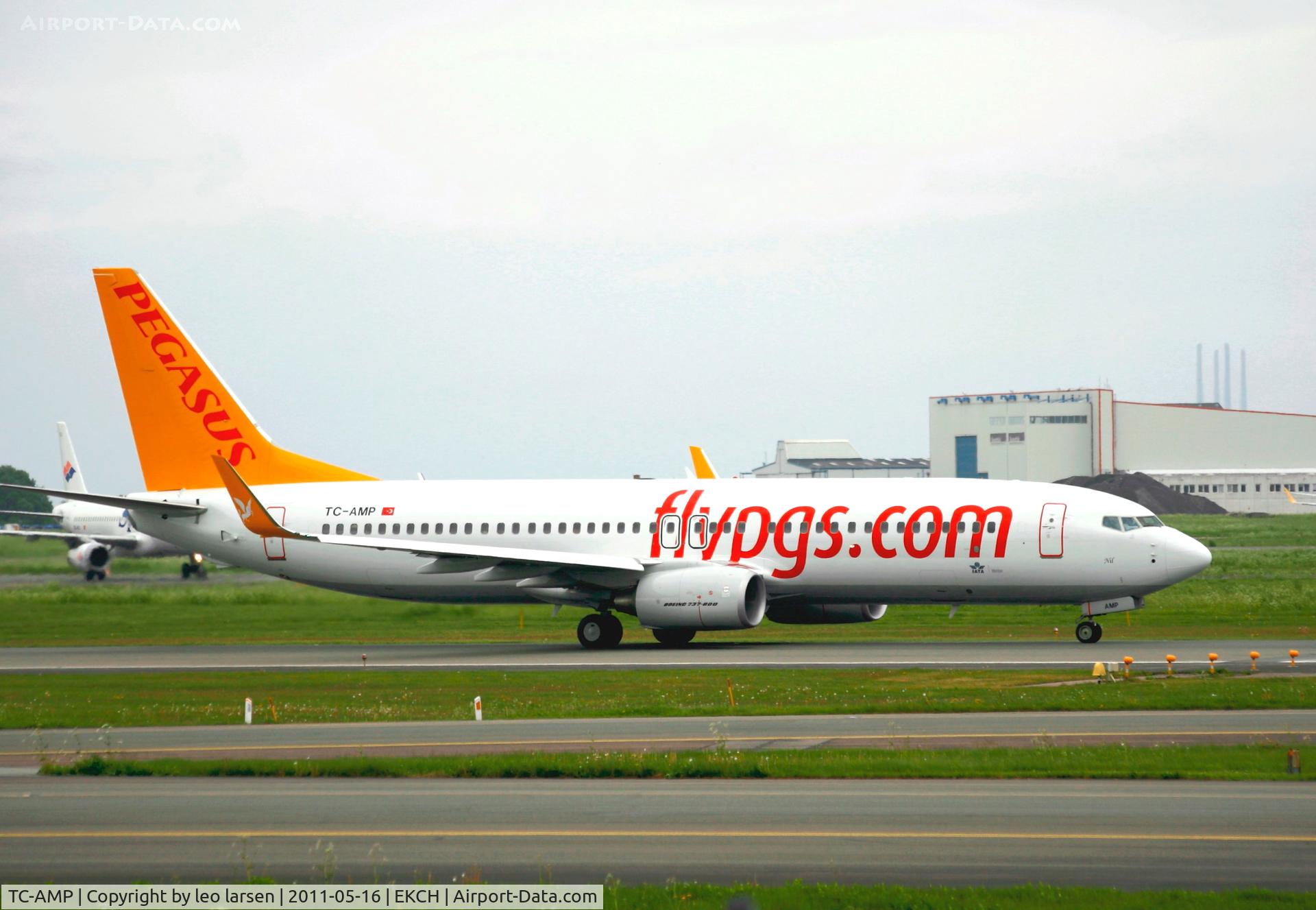 TC-AMP, 2011 Boeing 737-82R C/N 40723, Copenhagen 16.5.11