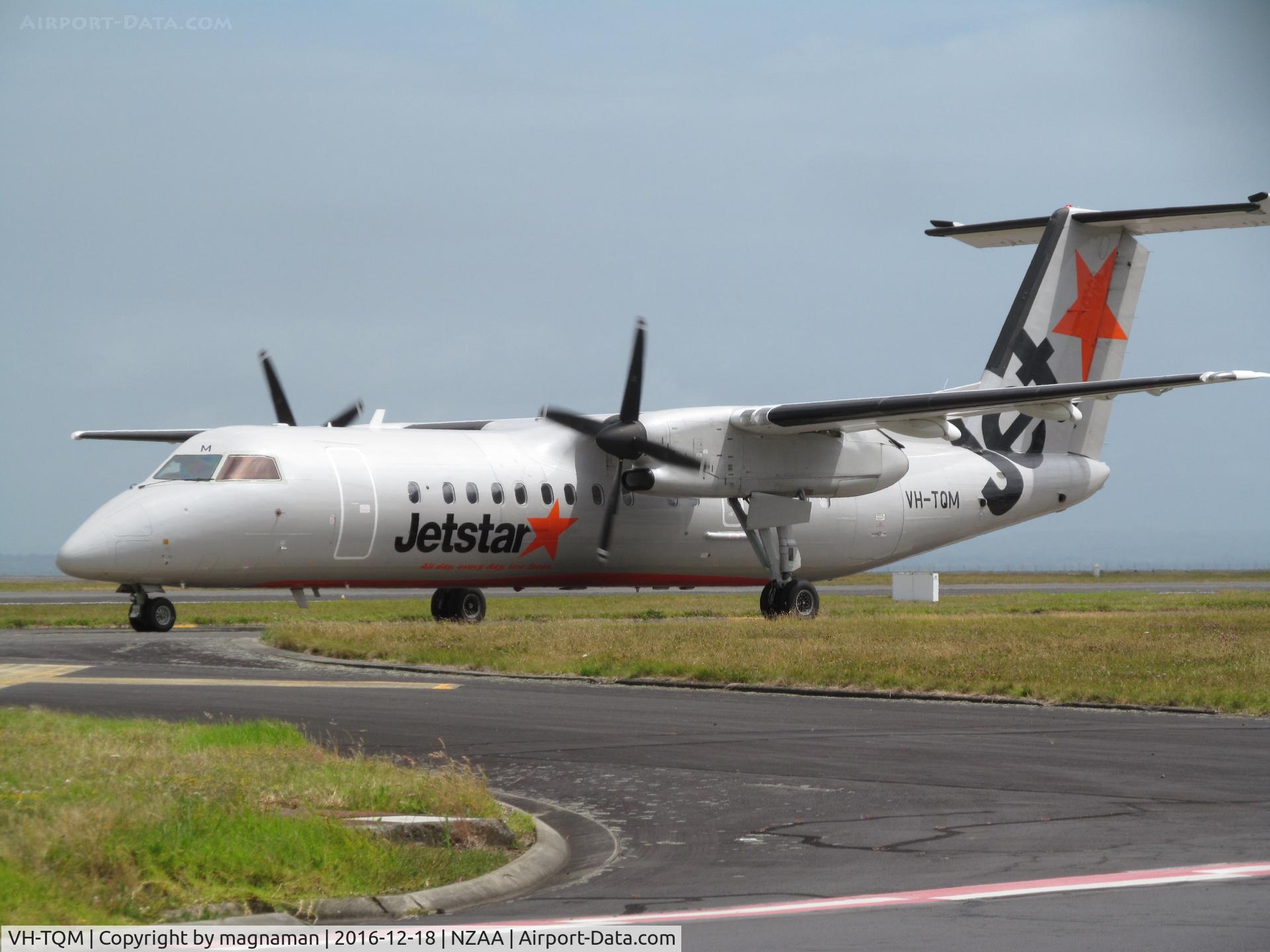 VH-TQM, 2004 De Havilland Canada DHC-8-315Q Dash 8 C/N 604, full frame shot as taxied past