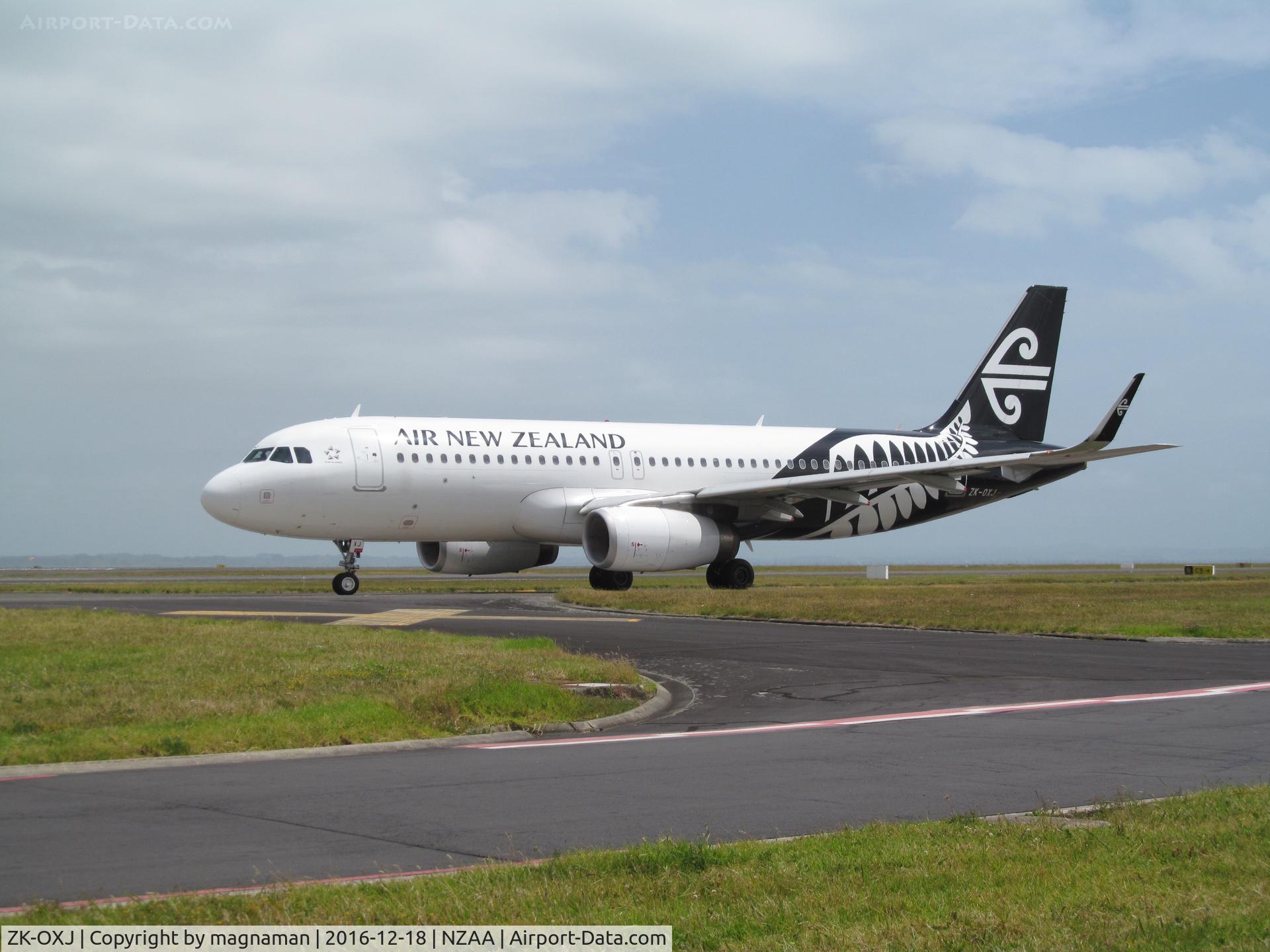 ZK-OXJ, 2015 Airbus A320-232 C/N 6694, newish one