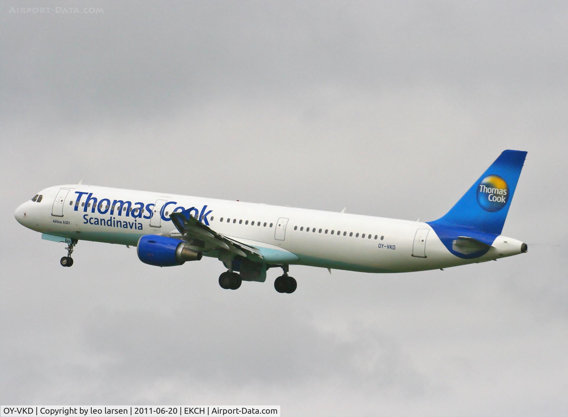 OY-VKD, 2003 Airbus A321-211 C/N 1960, Copenhagen 20.6.11
