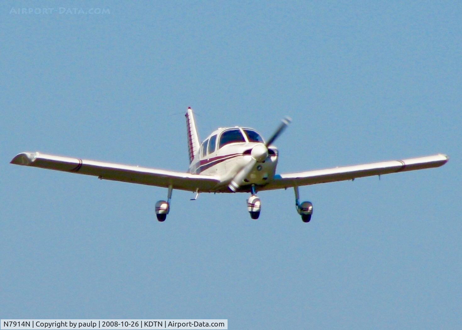 N7914N, 1969 Piper PA-28-180 C/N 28-5326, At Downtown Shreveport.