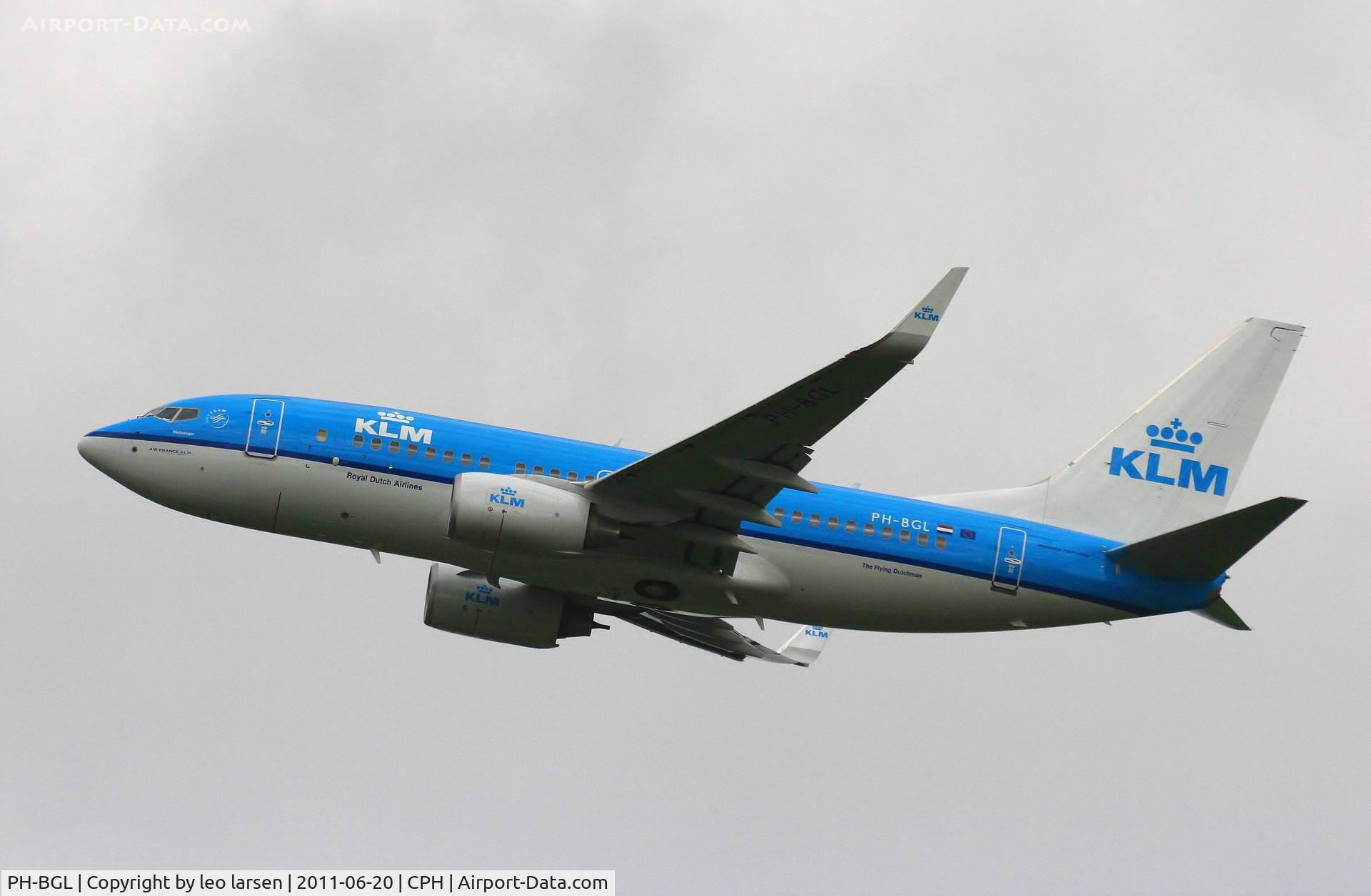 PH-BGL, 2010 Boeing 737-7K2 C/N 30369, Copenhagen 20.6.11