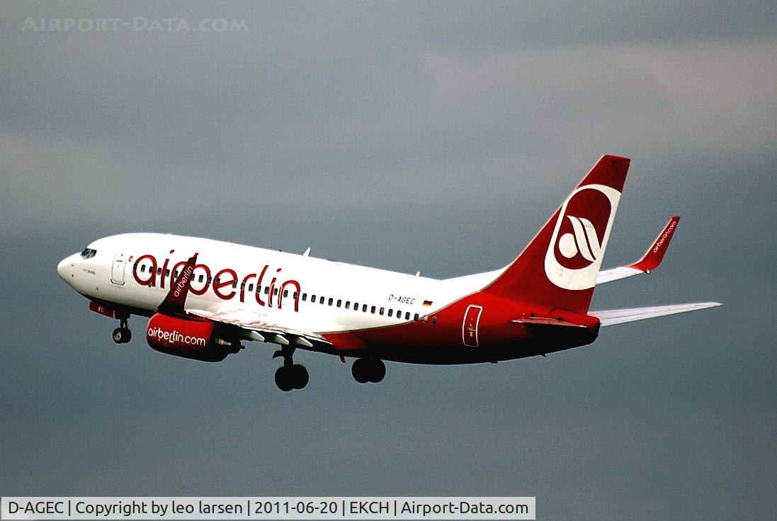 D-AGEC, 2009 Boeing 737-76J C/N 36118, Copenhagen 20.6.11