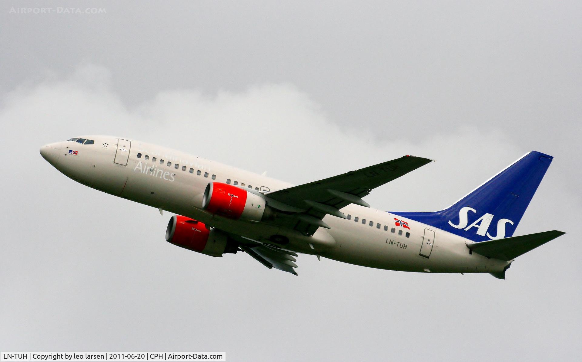 LN-TUH, 1999 Boeing 737-705 C/N 29093, Copenhagen 20.6.11