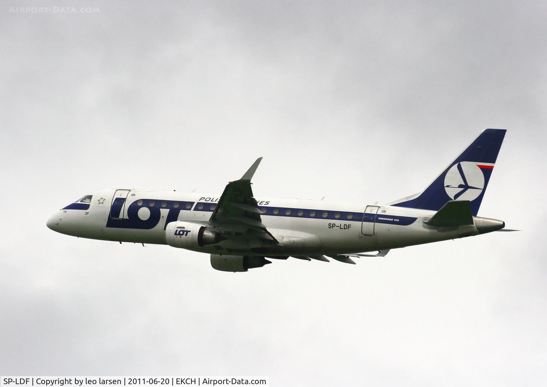 SP-LDF, 2004 Embraer 170ST (ERJ-170-100ST) C/N 17000035, Copenhagen 20.6.11