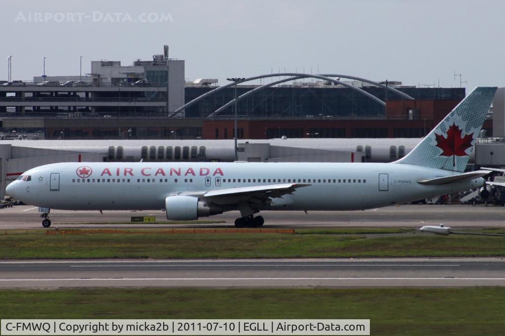 C-FMWQ, 1995 Boeing 767-333 C/N 25584, Taxiing