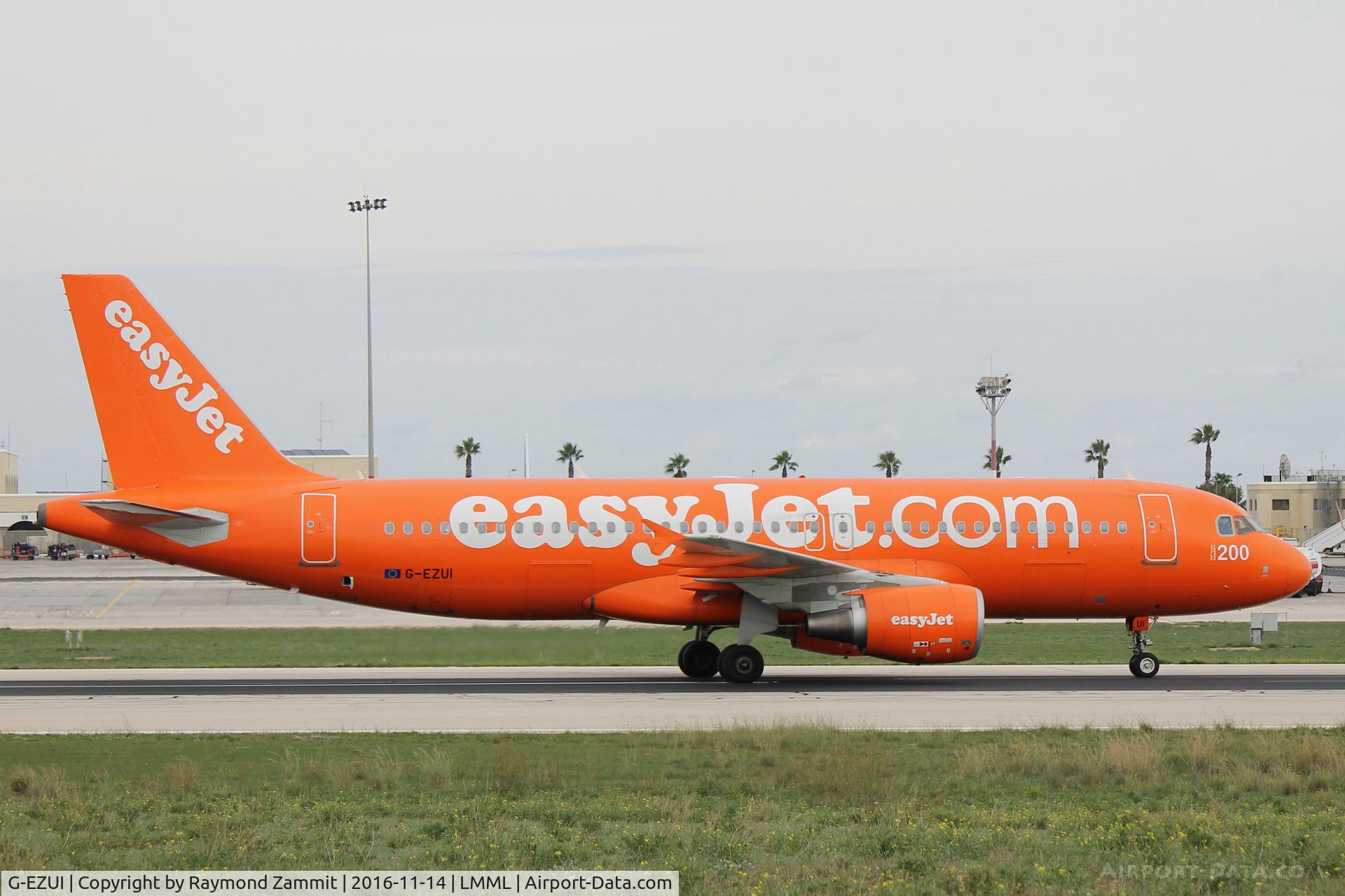 G-EZUI, 2011 Airbus A320-214 C/N 4721, A320 G-EZUI in special Easyjet livery.