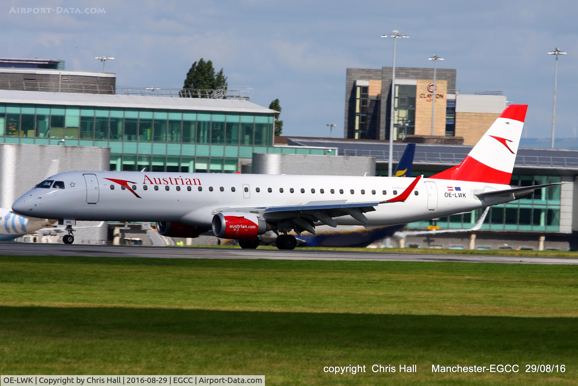 OE-LWK, 2012 Embraer 195LR  (ERJ-190-200LR) C/N 19000523, Austrian Airlines