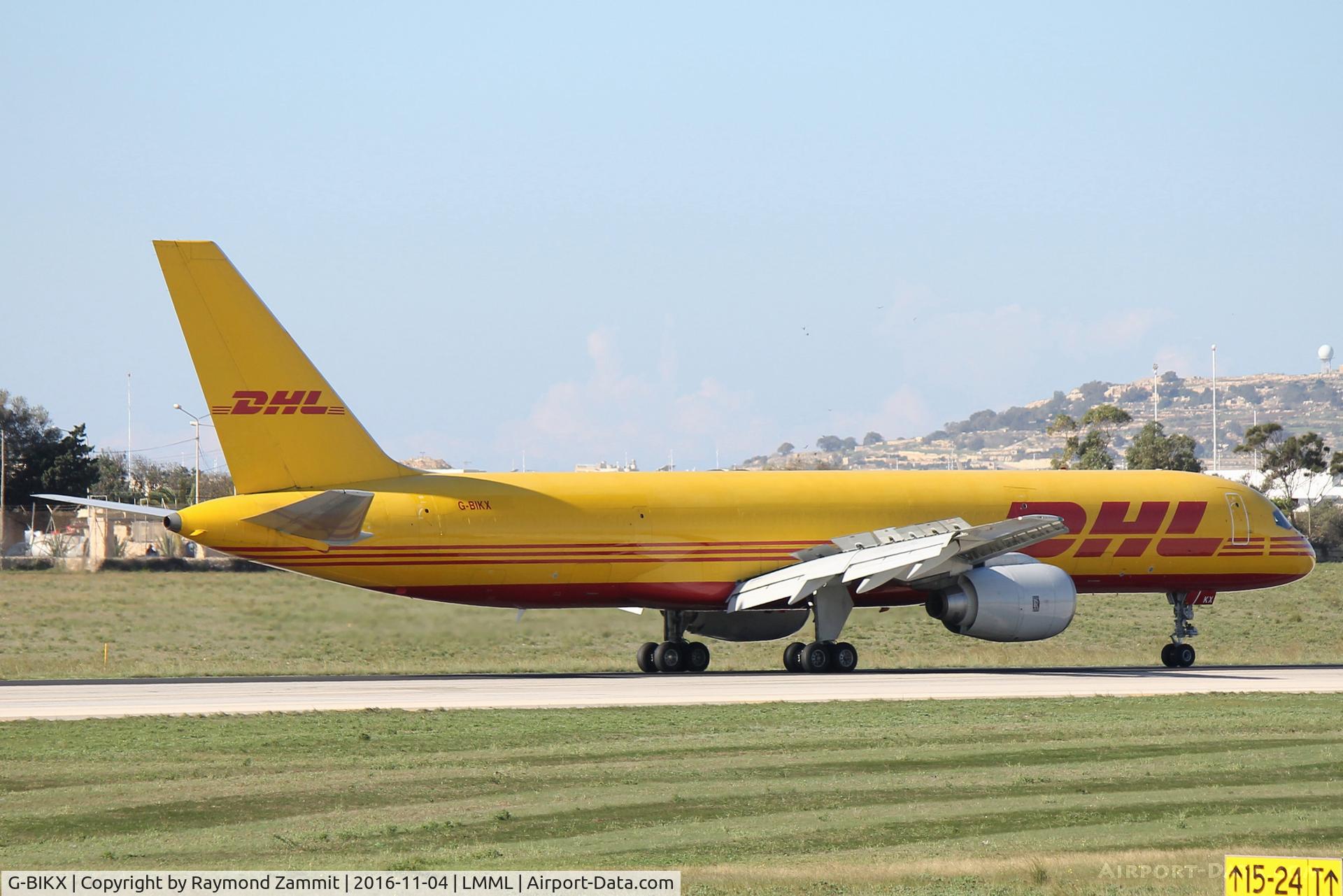 G-BIKX, 1986 Boeing 757-236/SF C/N 23493, B757 G-BIKX DHL