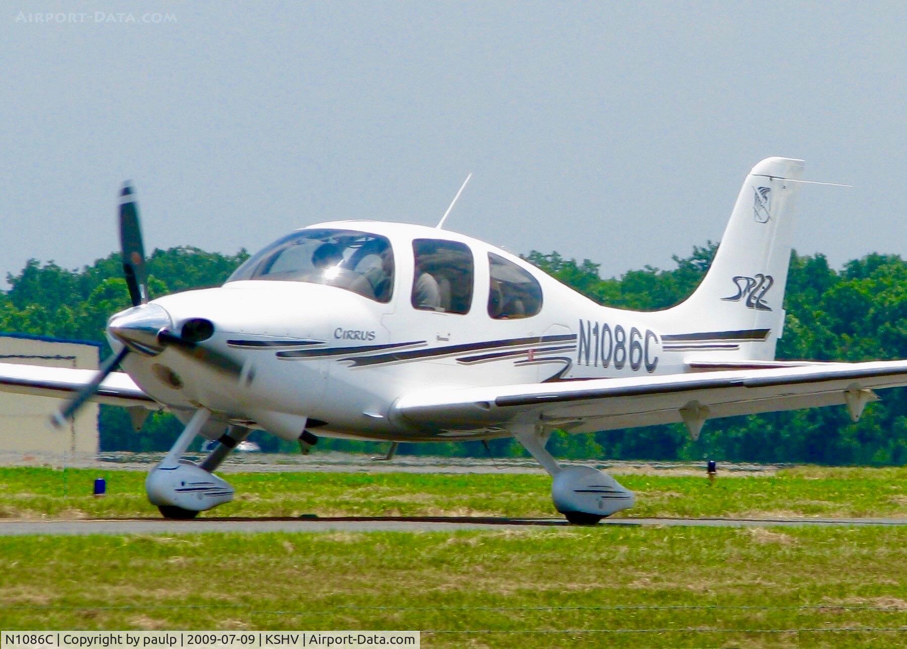 N1086C, 2003 Cirrus SR22 C/N 0462, At Downtown Shreveport.