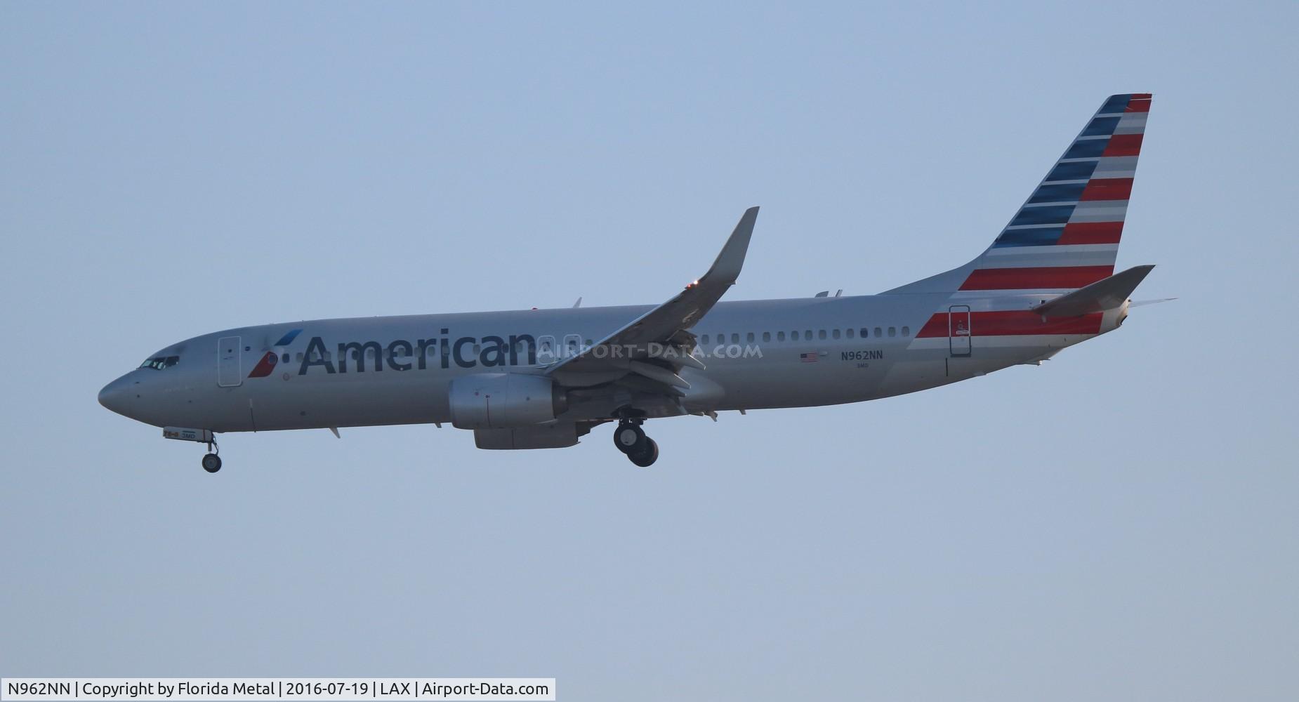 N962NN, 2014 Boeing 737-823 C/N 33331, American