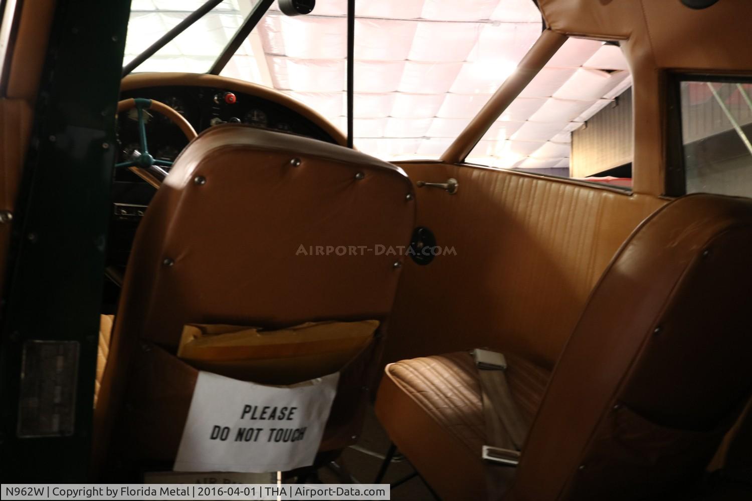 N962W, 1936 Beech C17L C/N 100, Beech C17L