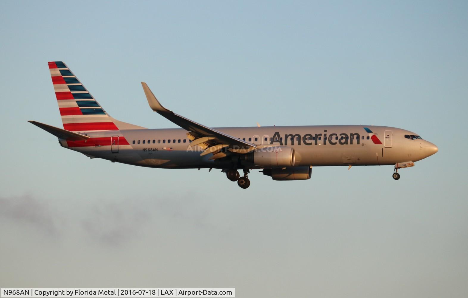 N968AN, 2001 Boeing 737-823 C/N 30095, American