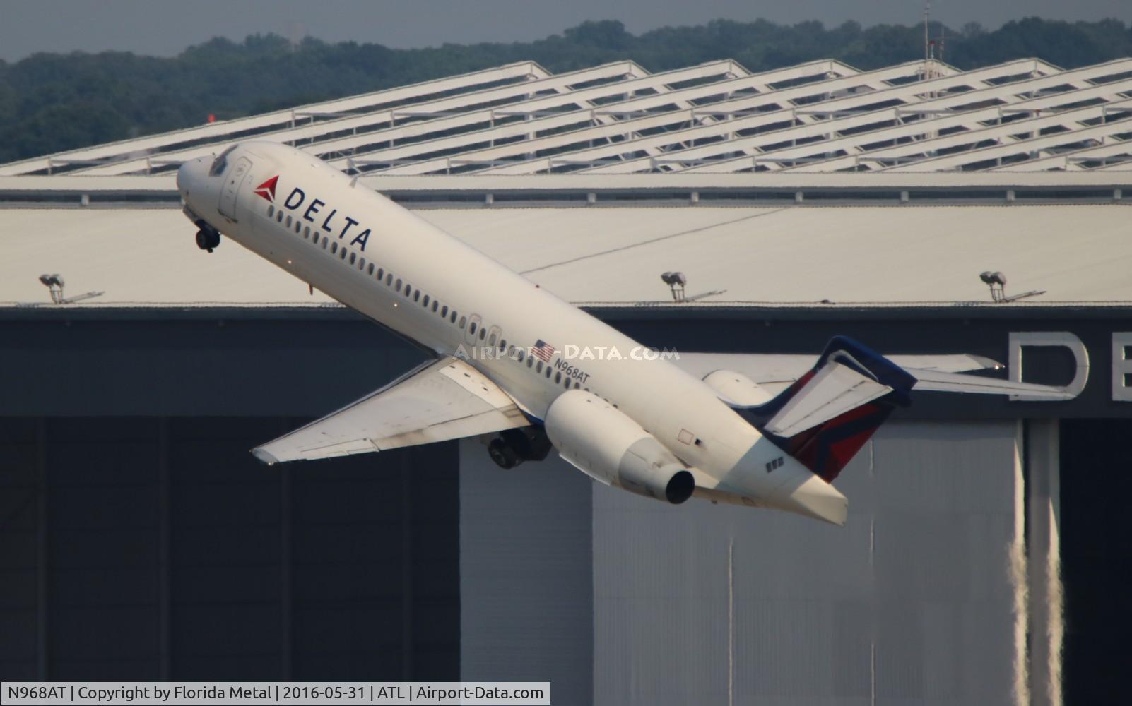 N968AT, 2001 Boeing 717-200 C/N 55029, Delta