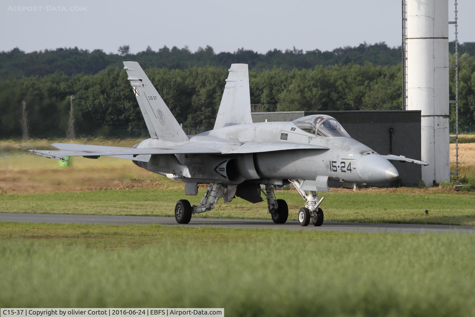 C15-37, McDonnell Douglas EF-18A Hornet C/N 0656/A537, Florennes airshow