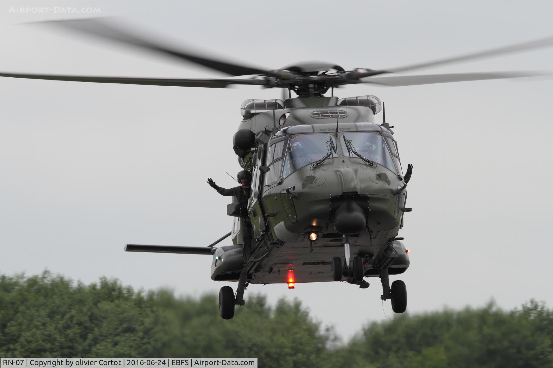 RN-07, NHI NH-90 TTH Caiman C/N 1297/TBEA03, arriving in Florennes