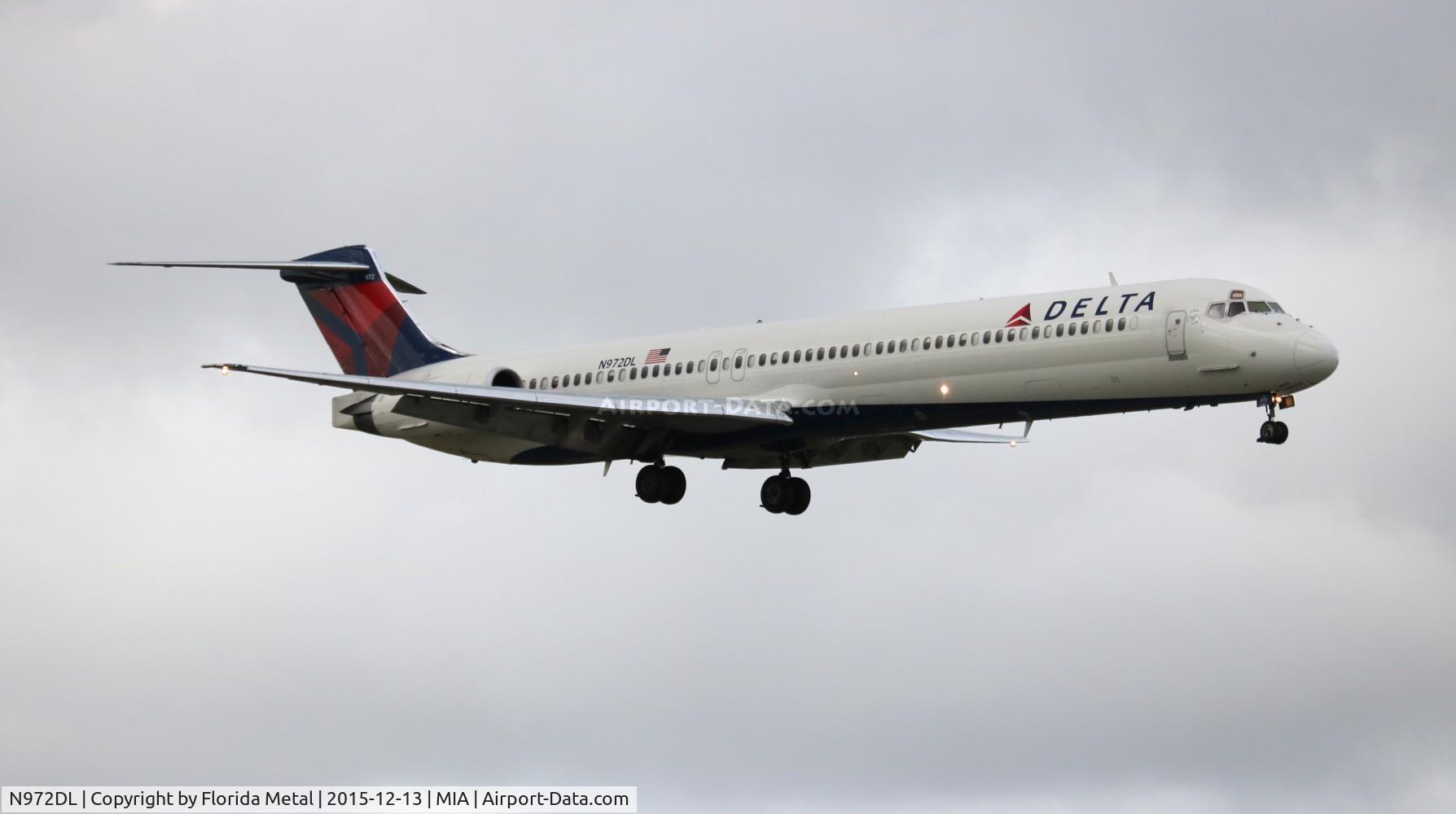 N972DL, 1991 McDonnell Douglas MD-88 C/N 53215, Delta