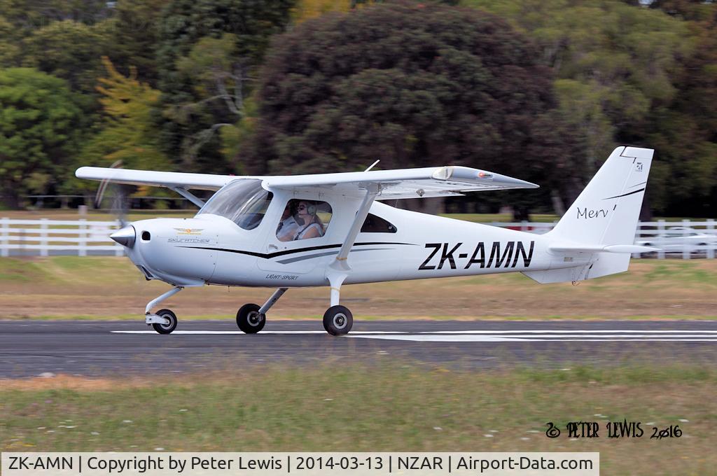 ZK-AMN, Cessna 162 Skycatcher C/N 16200121, Auckland Aero Club