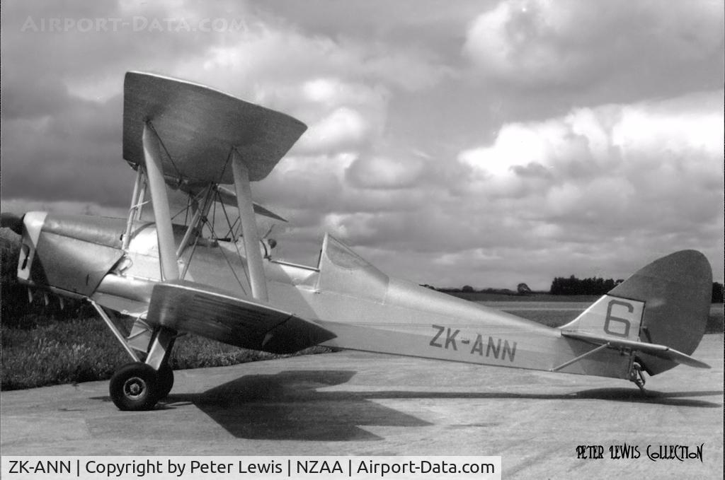 ZK-ANN, De Havilland DH-82A Tiger Moth II C/N 83202 (ZK-AIN), Auckland Aviation Services Ltd., Mangere