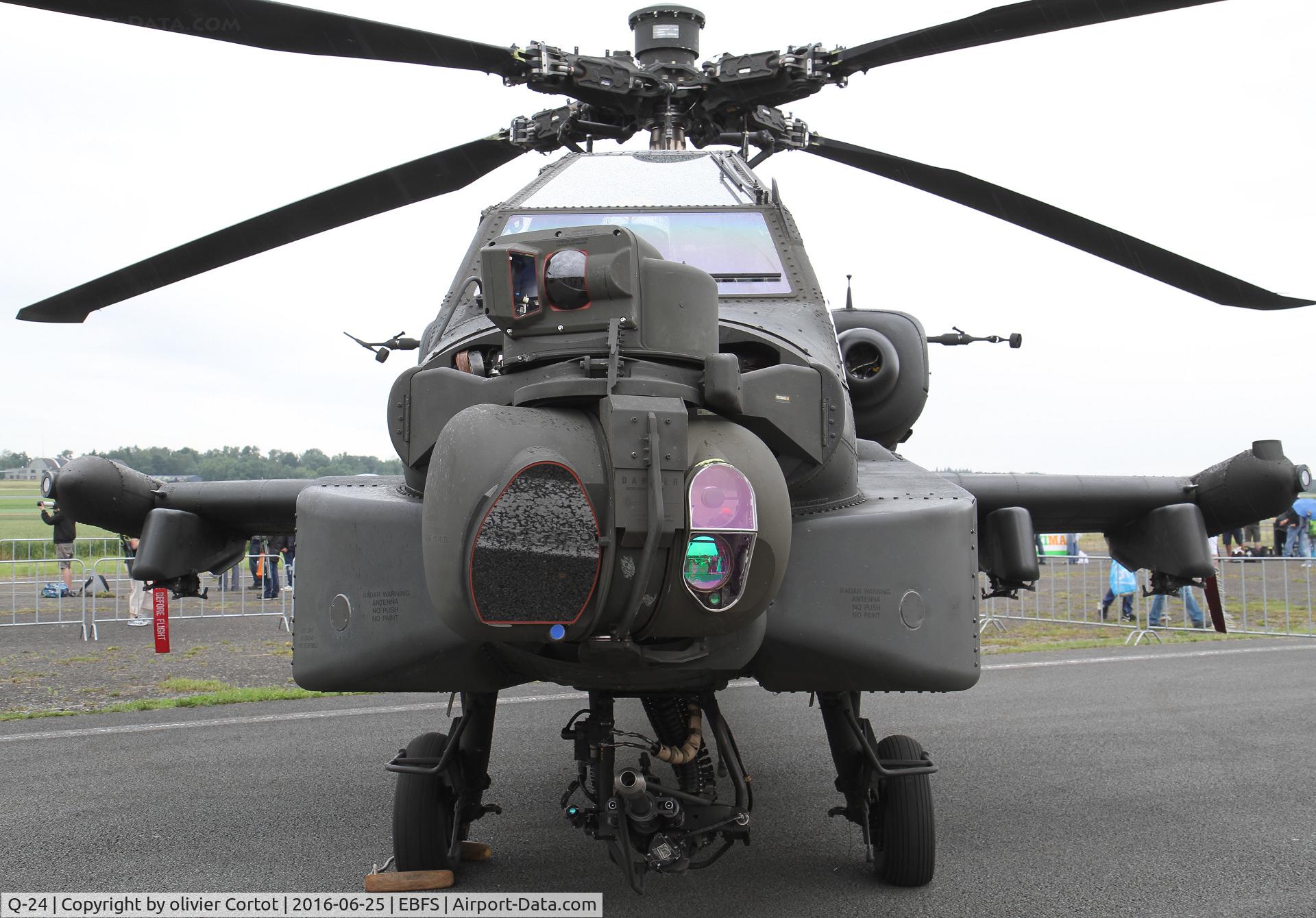 Q-24, 1998 Boeing AH-64D Longbow Apache C/N DN024, front view
