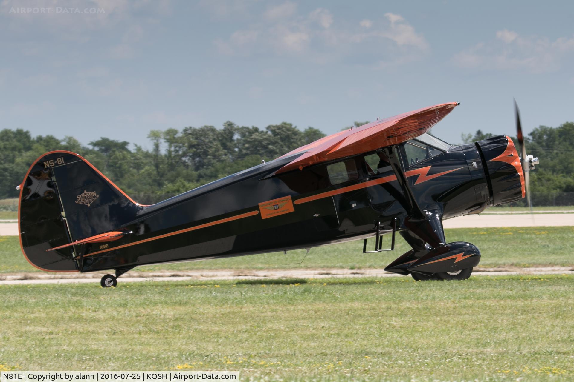 N81E, 1937 Stinson SR-8B Reliant C/N 9815, Taxying to the Vintage Park at AirVenture 2016