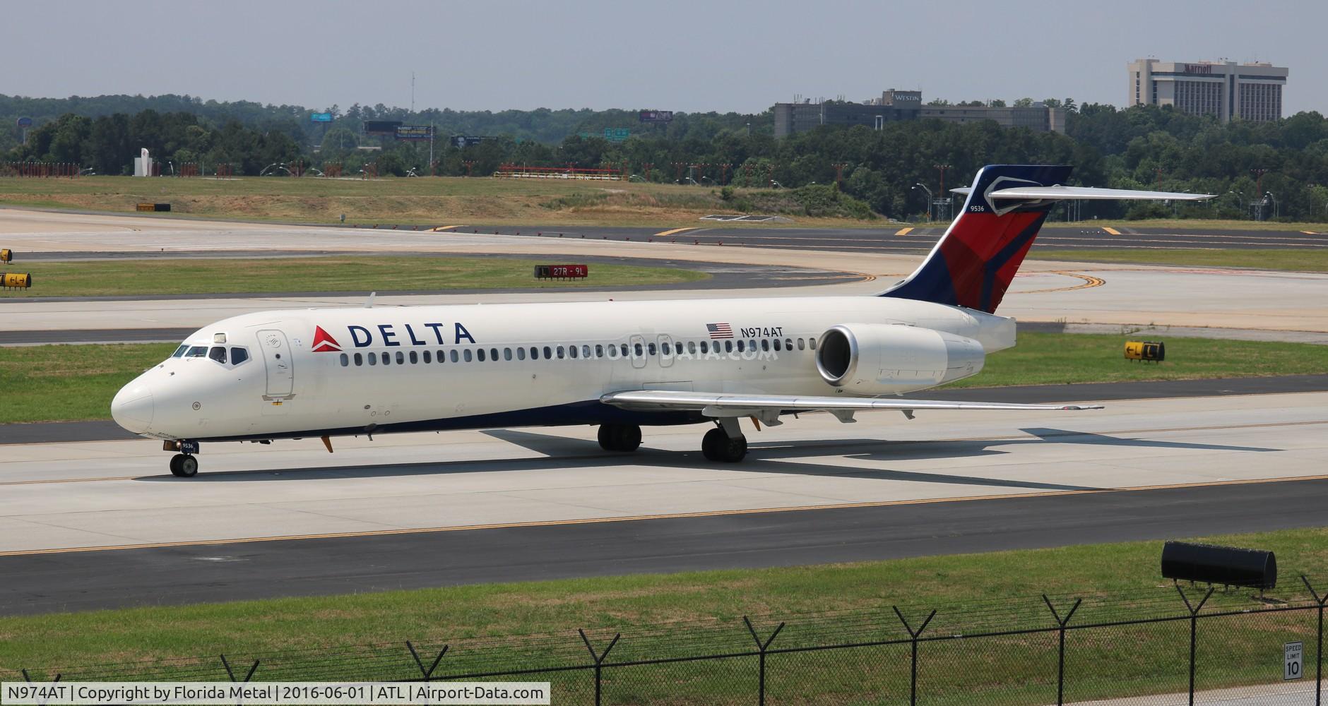 N974AT, 2002 Boeing 717-200 C/N 55034, Delta