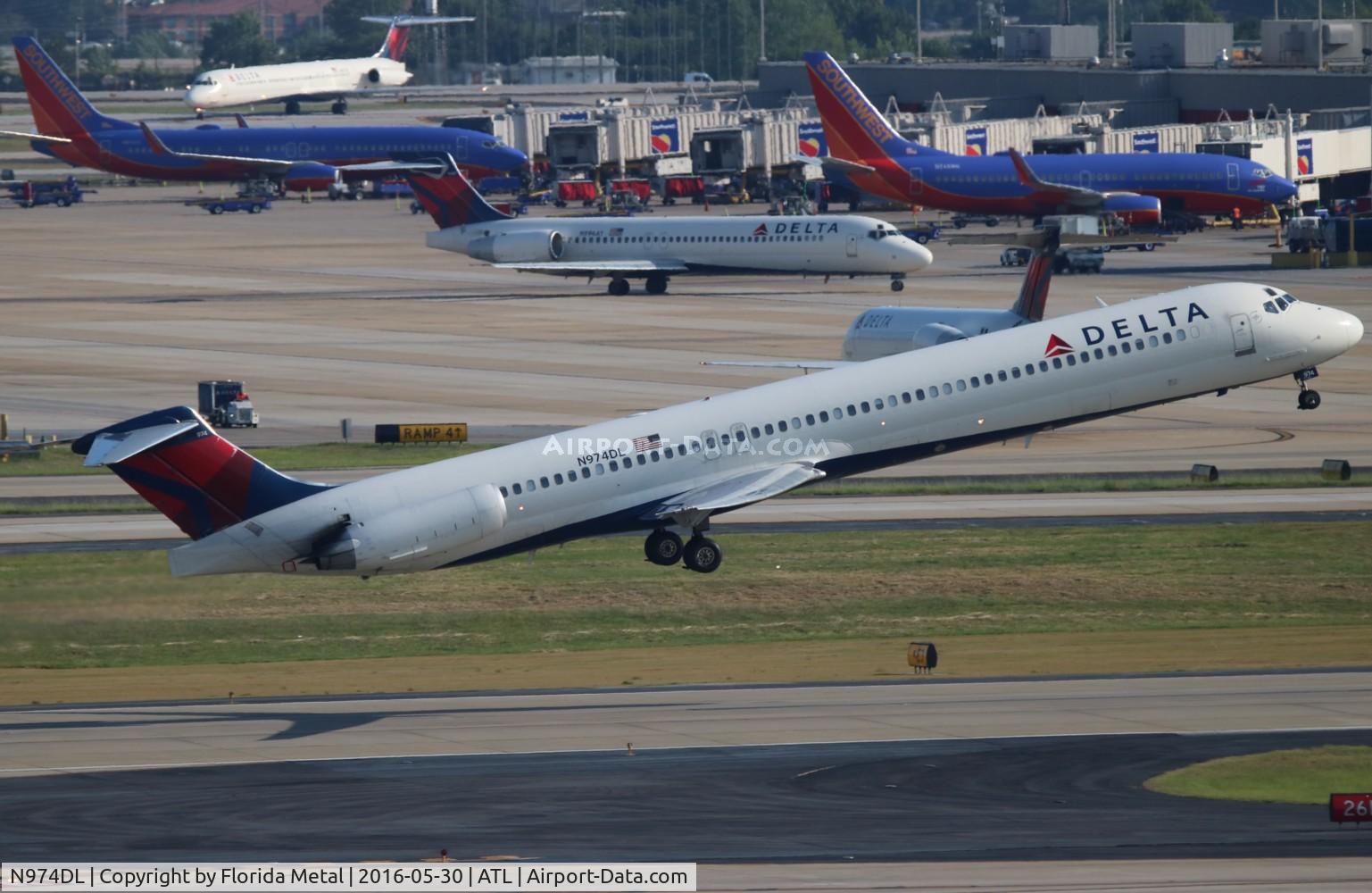 N974DL, 1991 McDonnell Douglas MD-88 C/N 53242, Delta