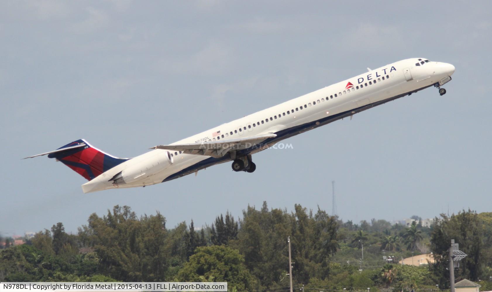 N978DL, 1991 McDonnell Douglas MD-88 C/N 53259, Delta