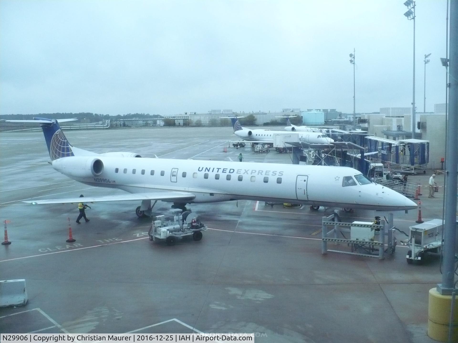 N29906, 2001 Embraer ERJ-145LR (EMB-145LR) C/N 145472, ERJ145LR